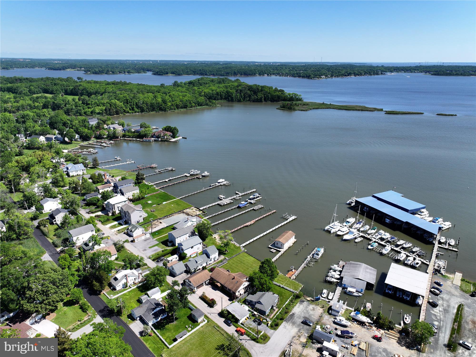 SELBY ON THE BAY - Residential