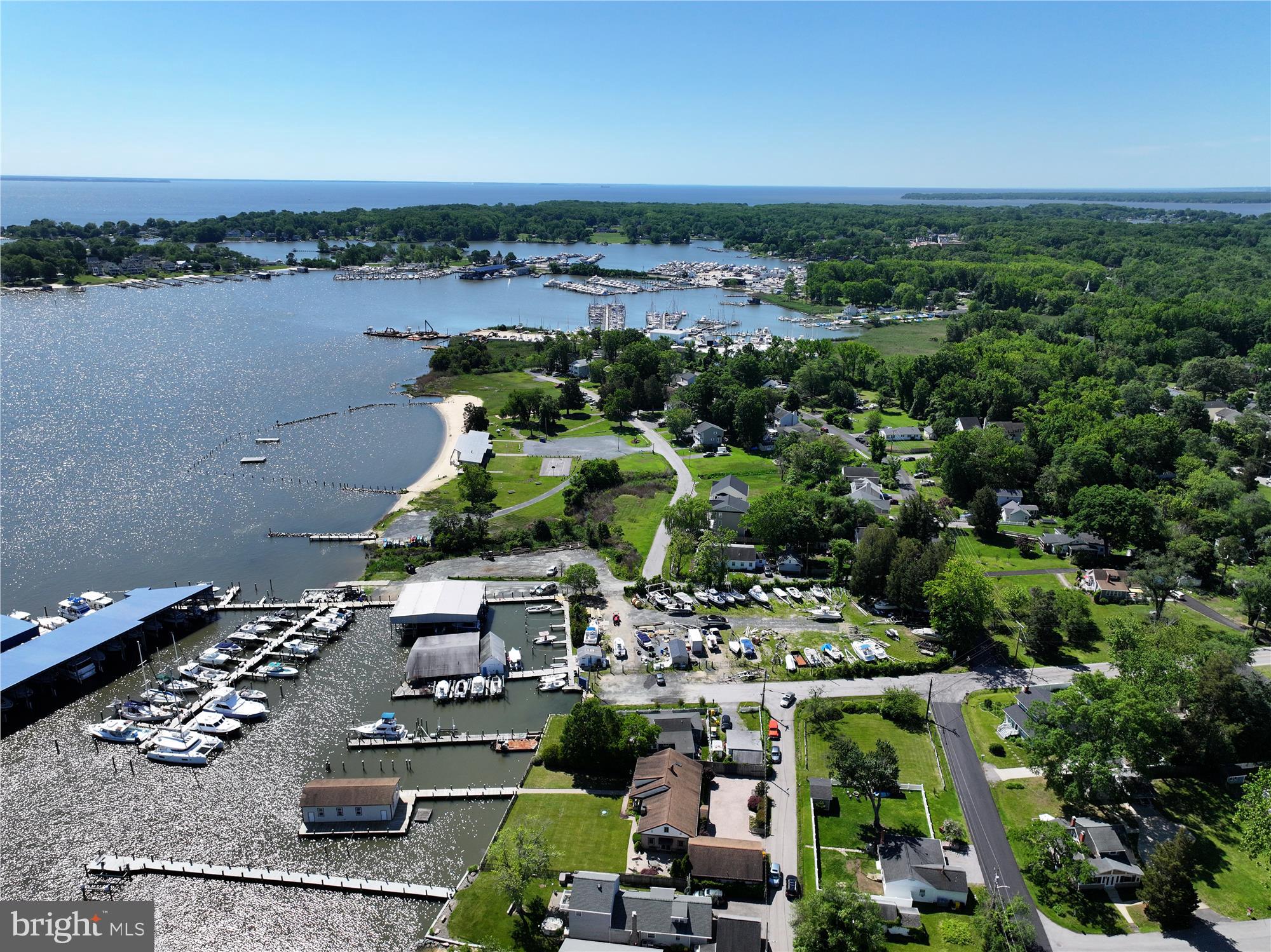 SELBY ON THE BAY - Residential