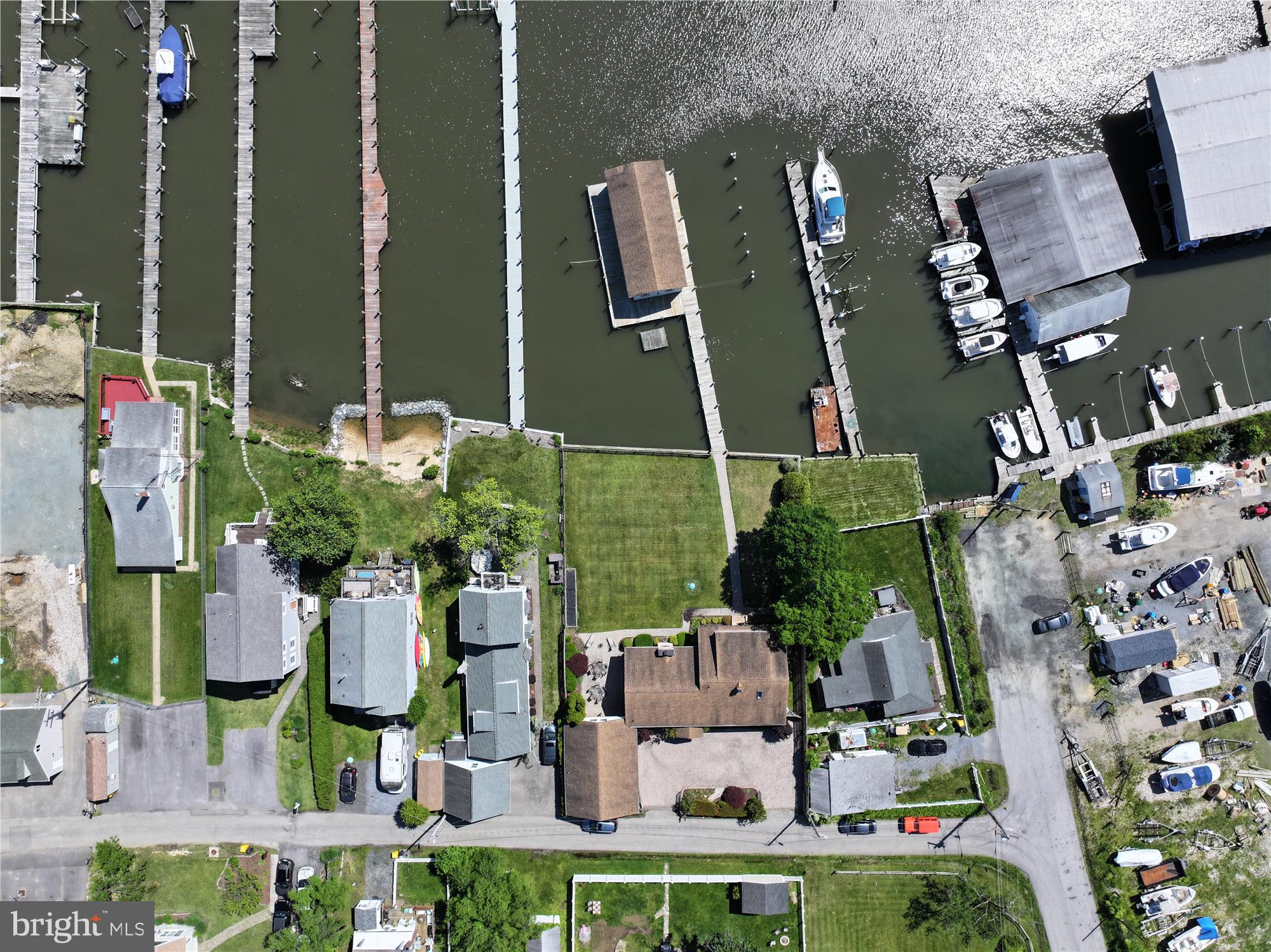 SELBY ON THE BAY - Residential