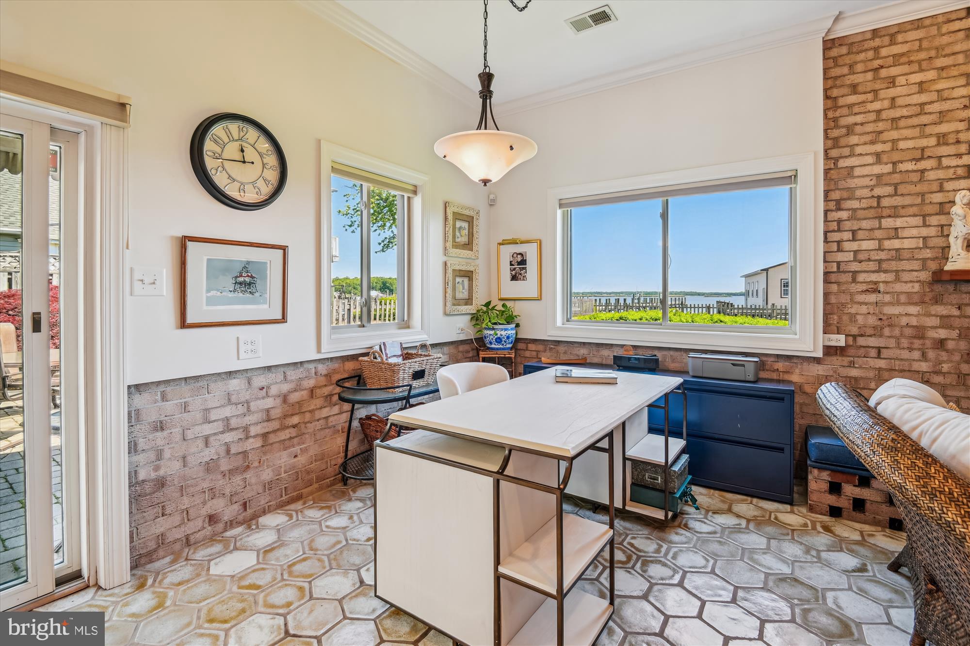 SELBY ON THE BAY - Residential