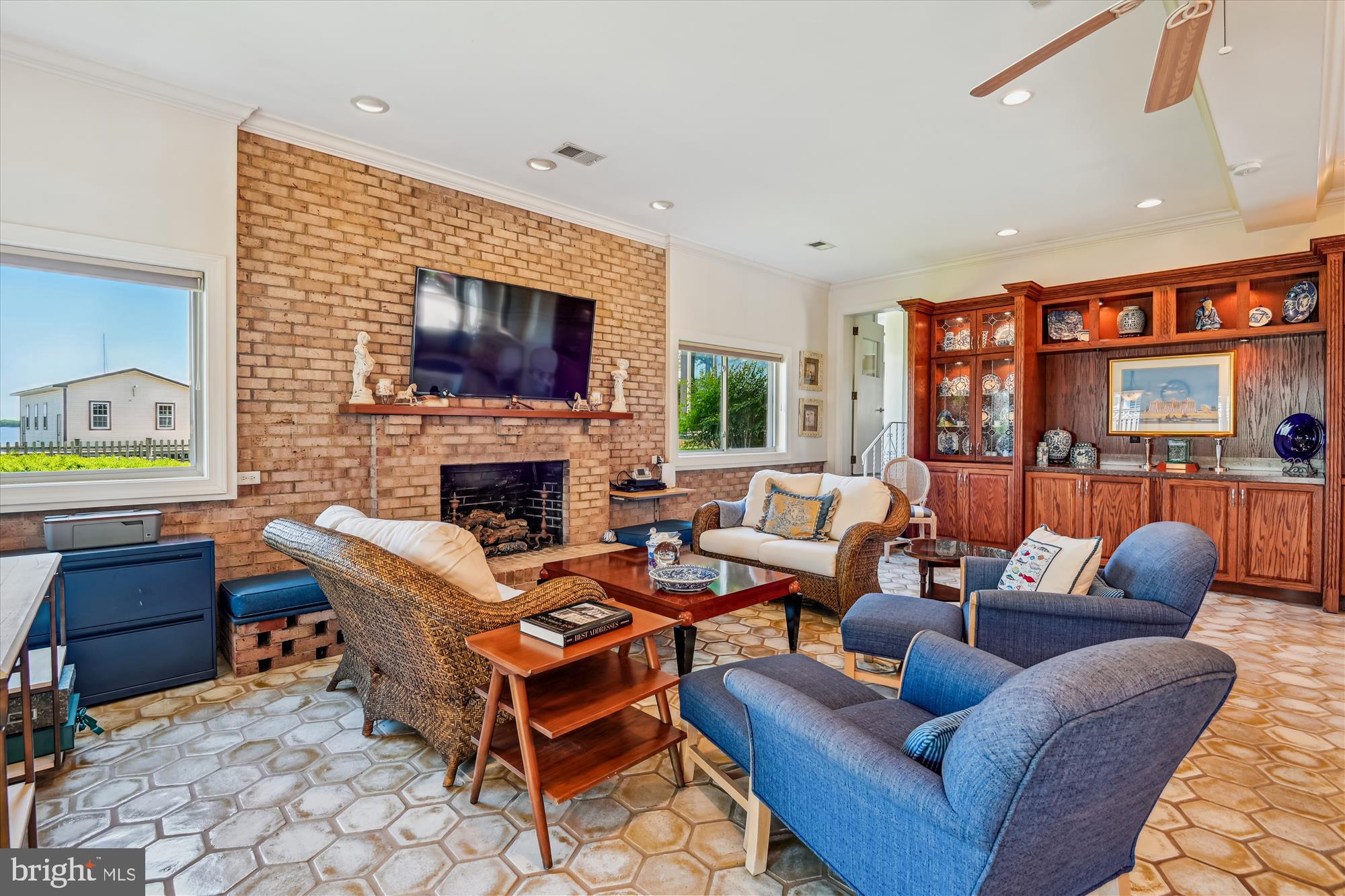 SELBY ON THE BAY - Residential