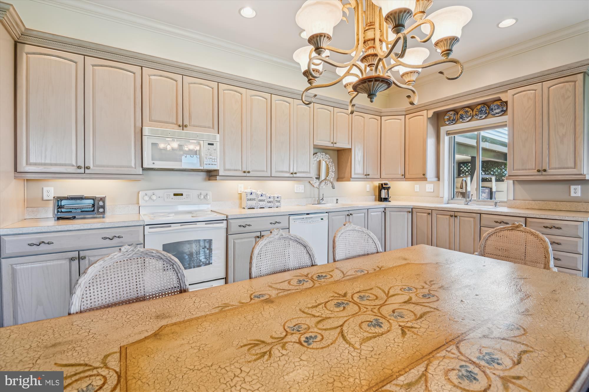 SELBY ON THE BAY - Residential