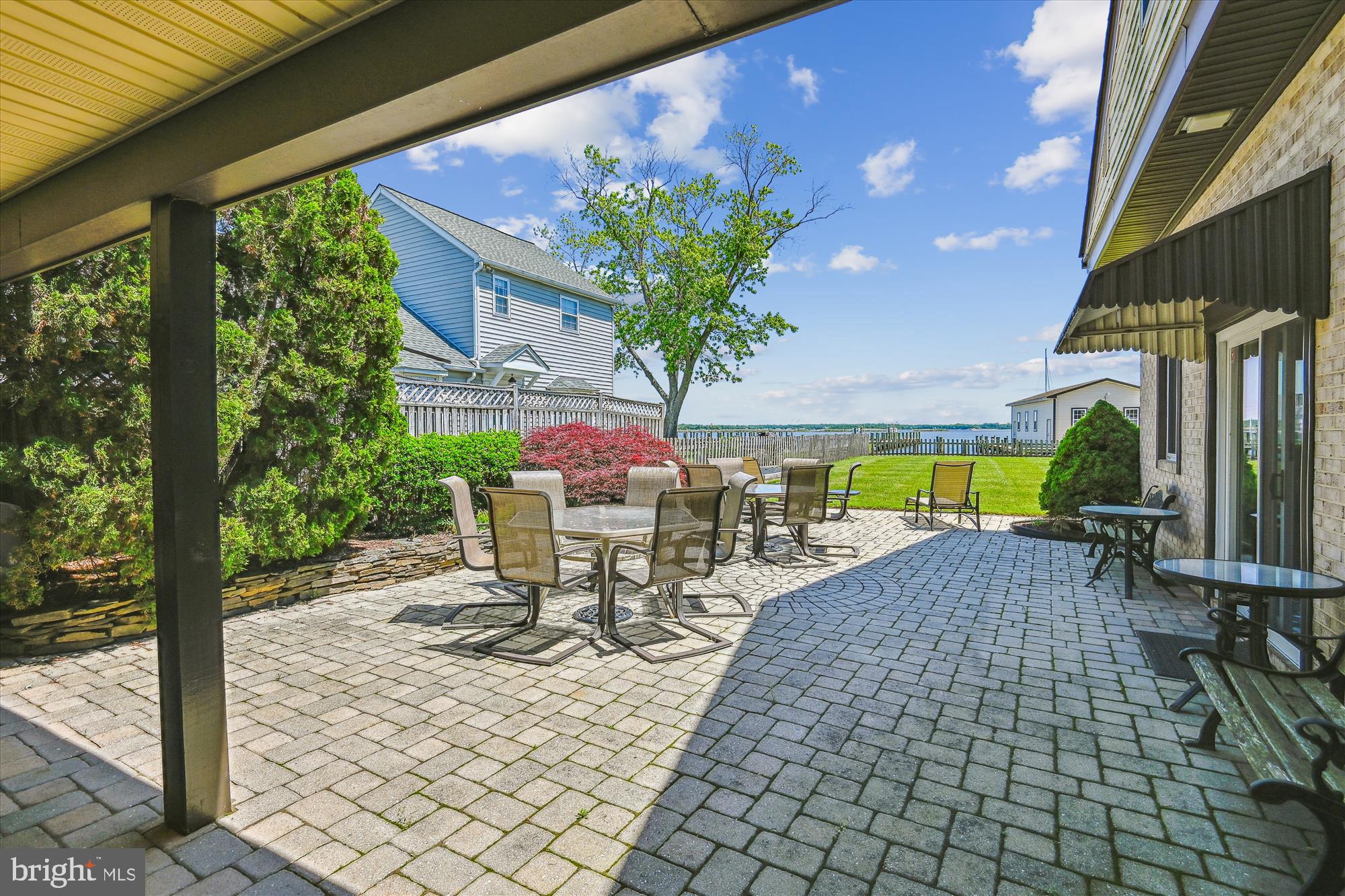 SELBY ON THE BAY - Residential