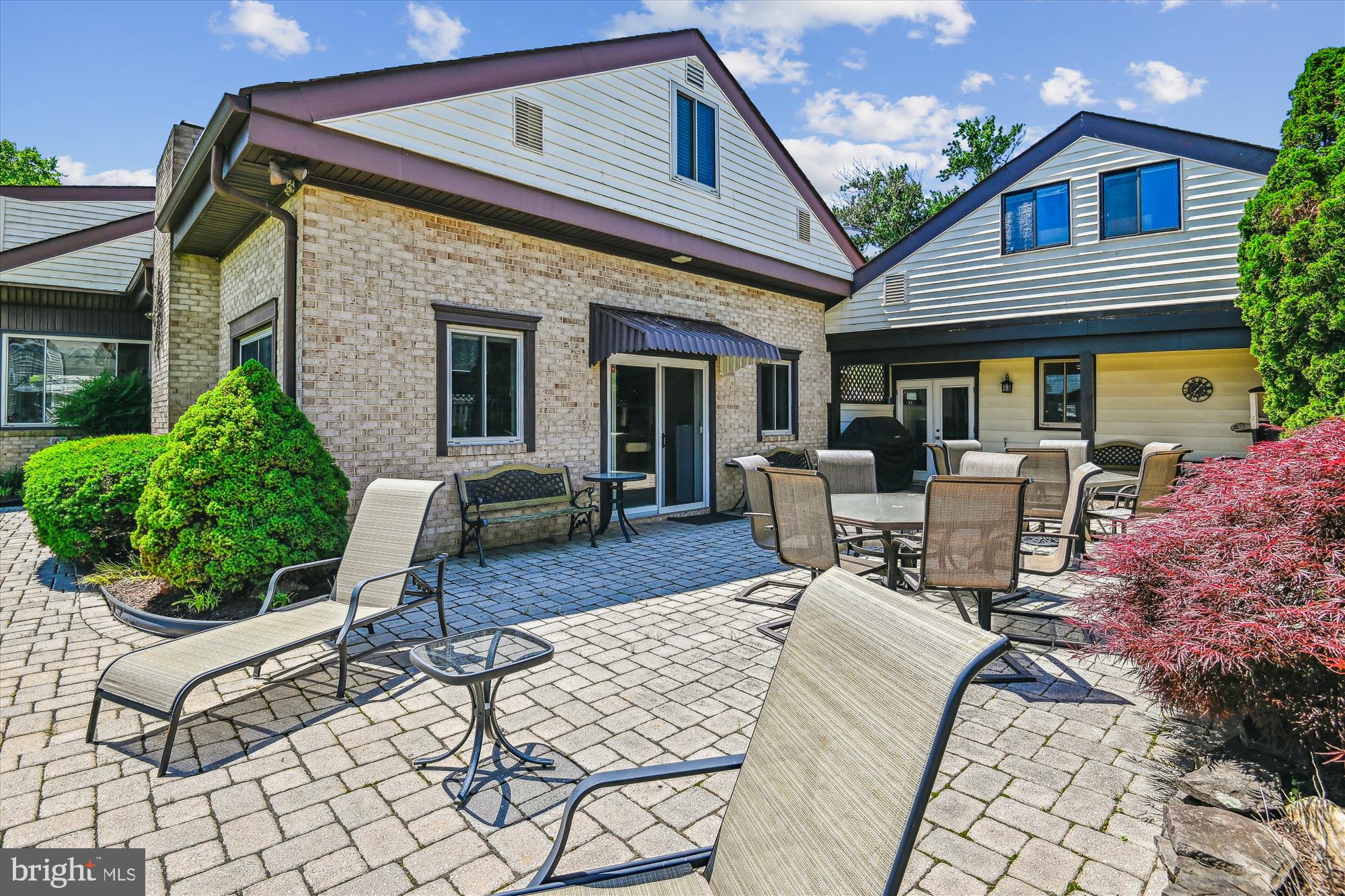 SELBY ON THE BAY - Residential