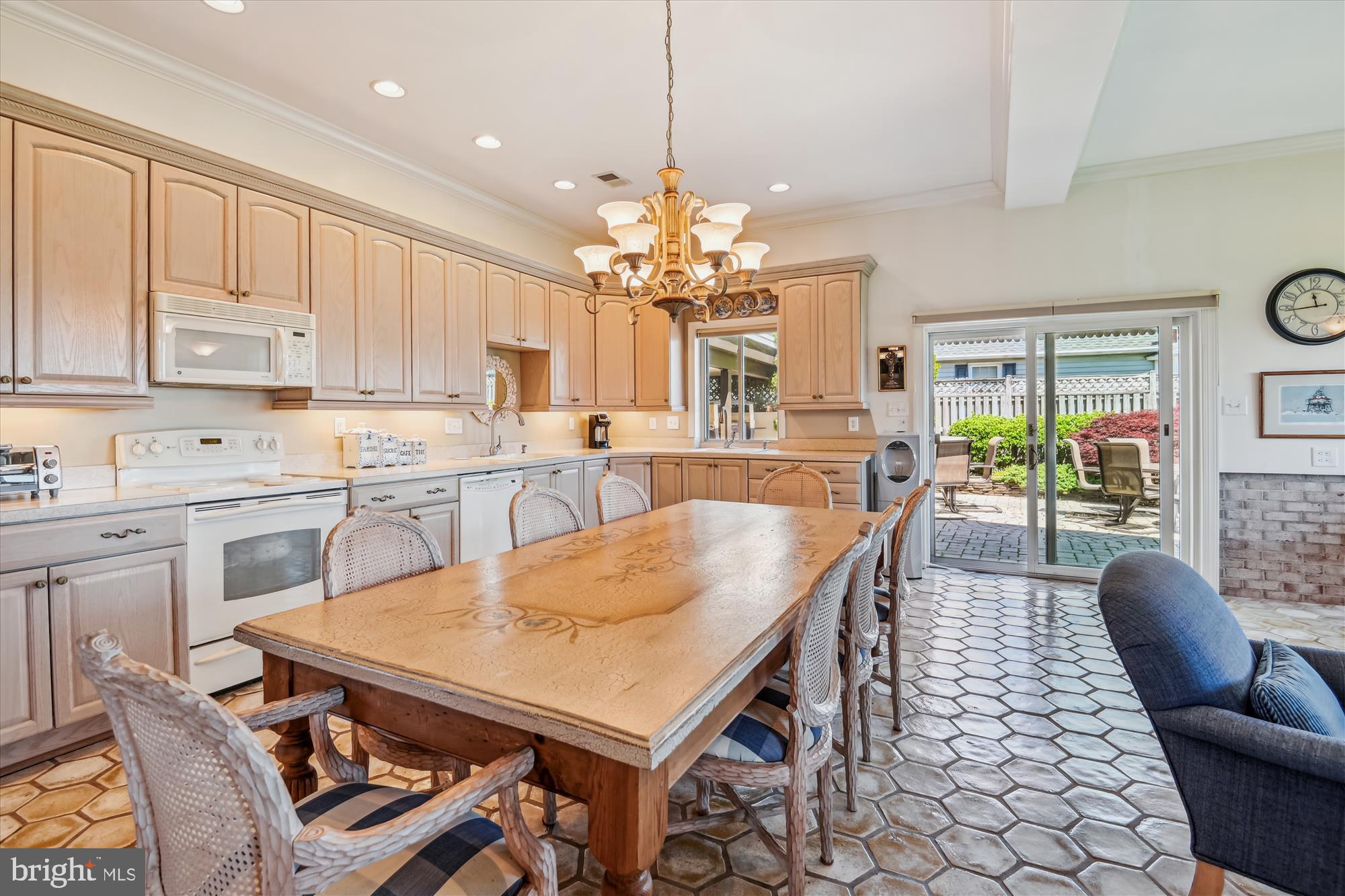 SELBY ON THE BAY - Residential