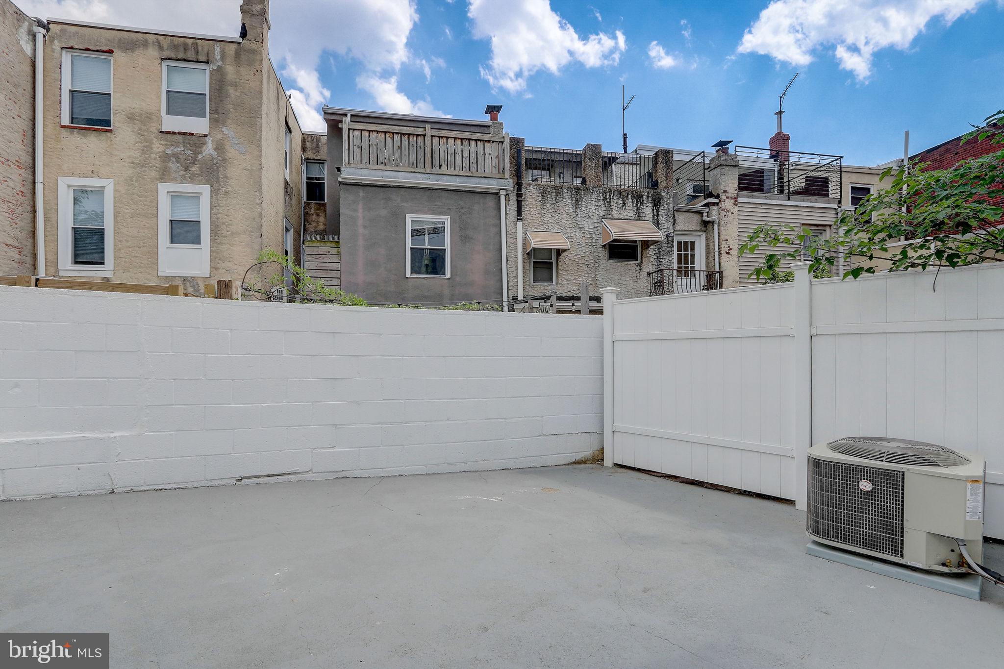 PASSYUNK SQUARE - Residential