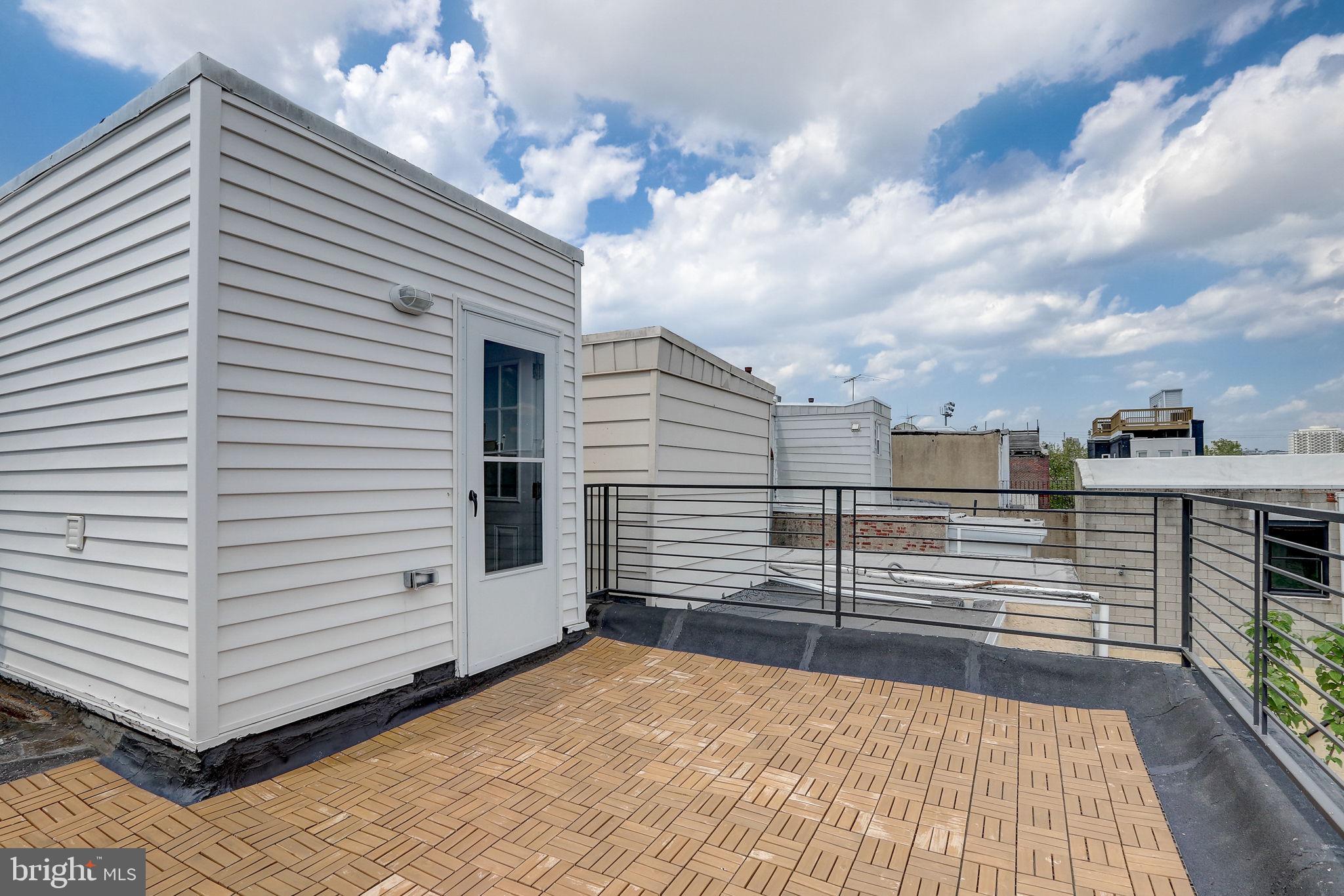 PASSYUNK SQUARE - Residential