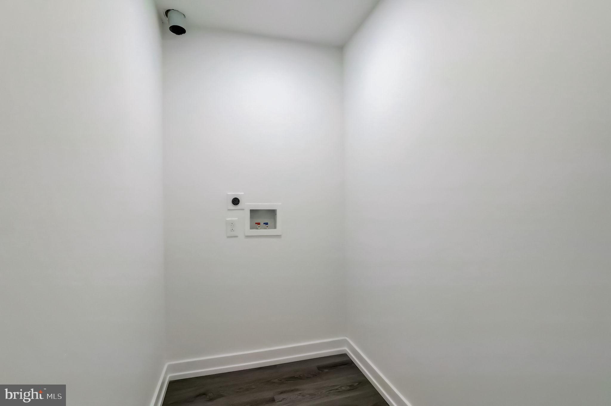 PASSYUNK SQUARE - Residential