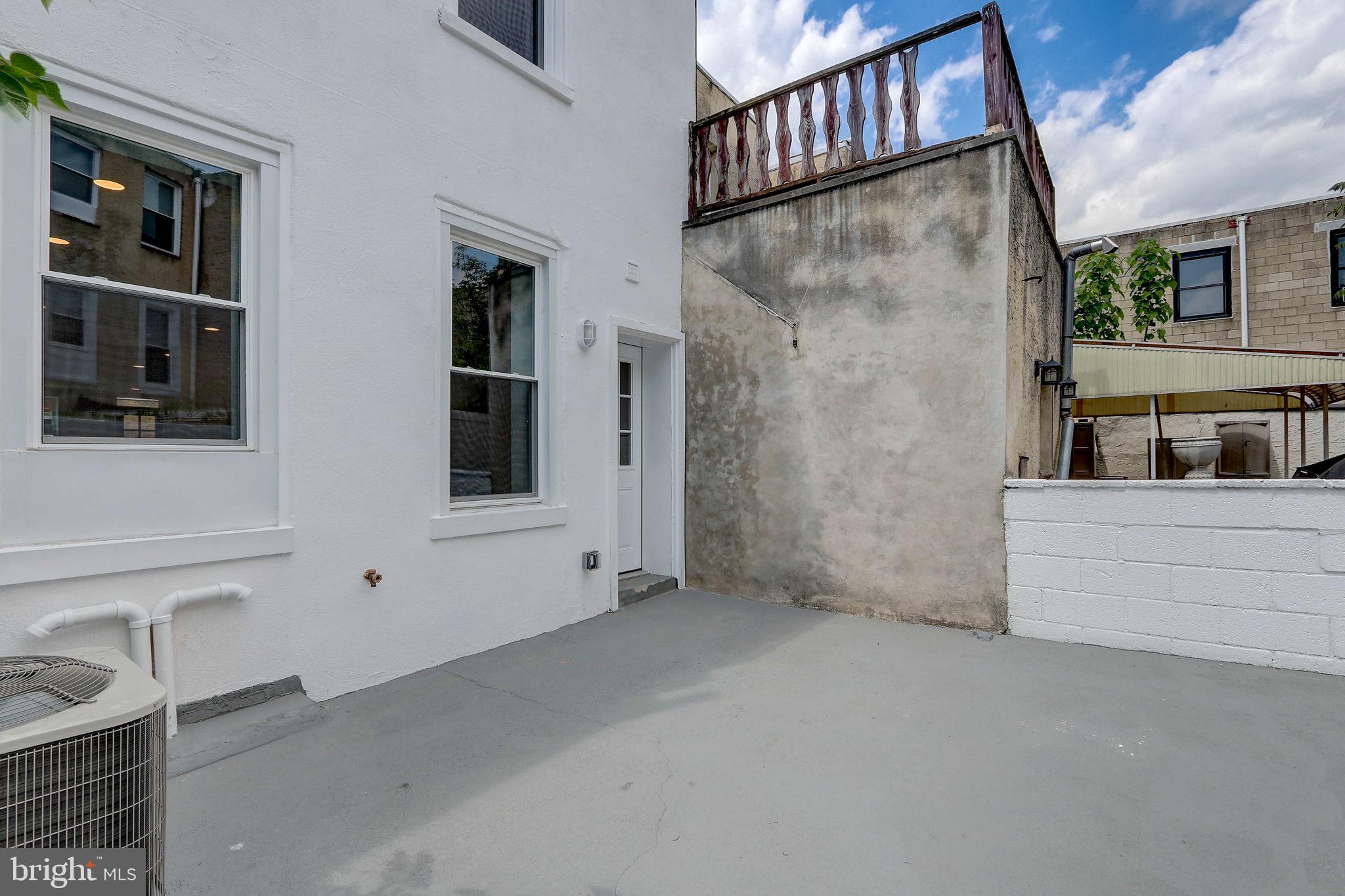 PASSYUNK SQUARE - Residential