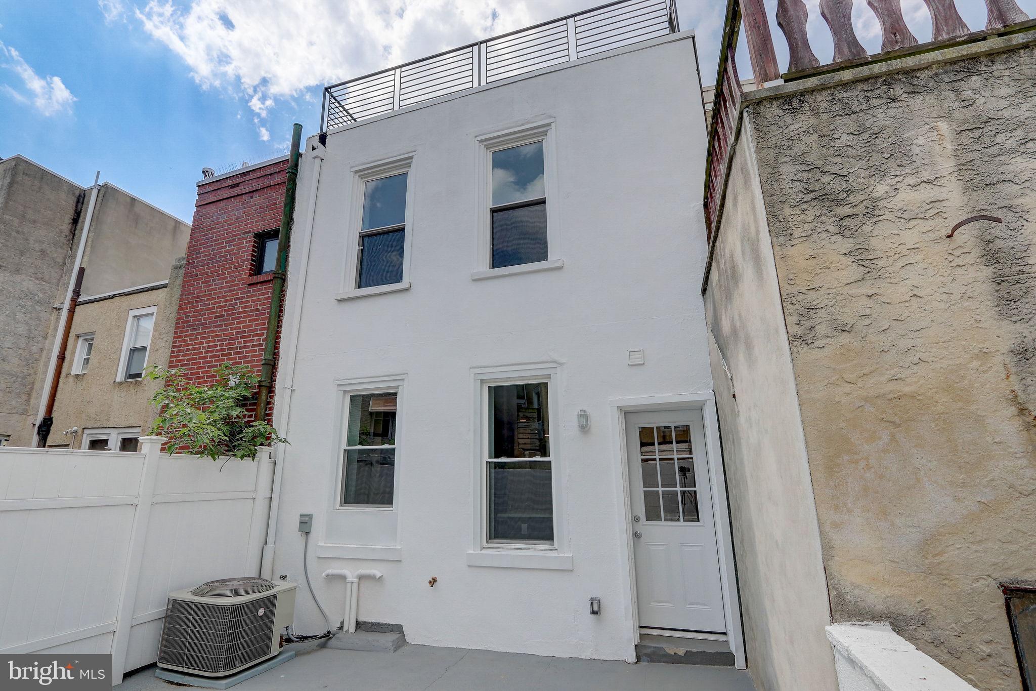 PASSYUNK SQUARE - Residential