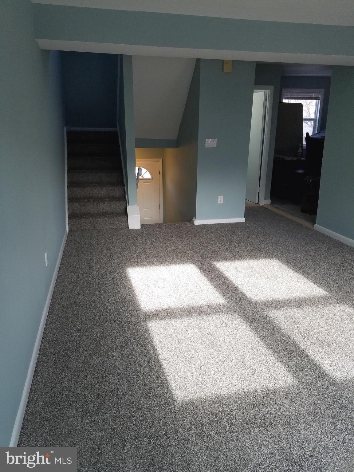 CALVERT TOWNE TOWNHOUSES - Residential Lease