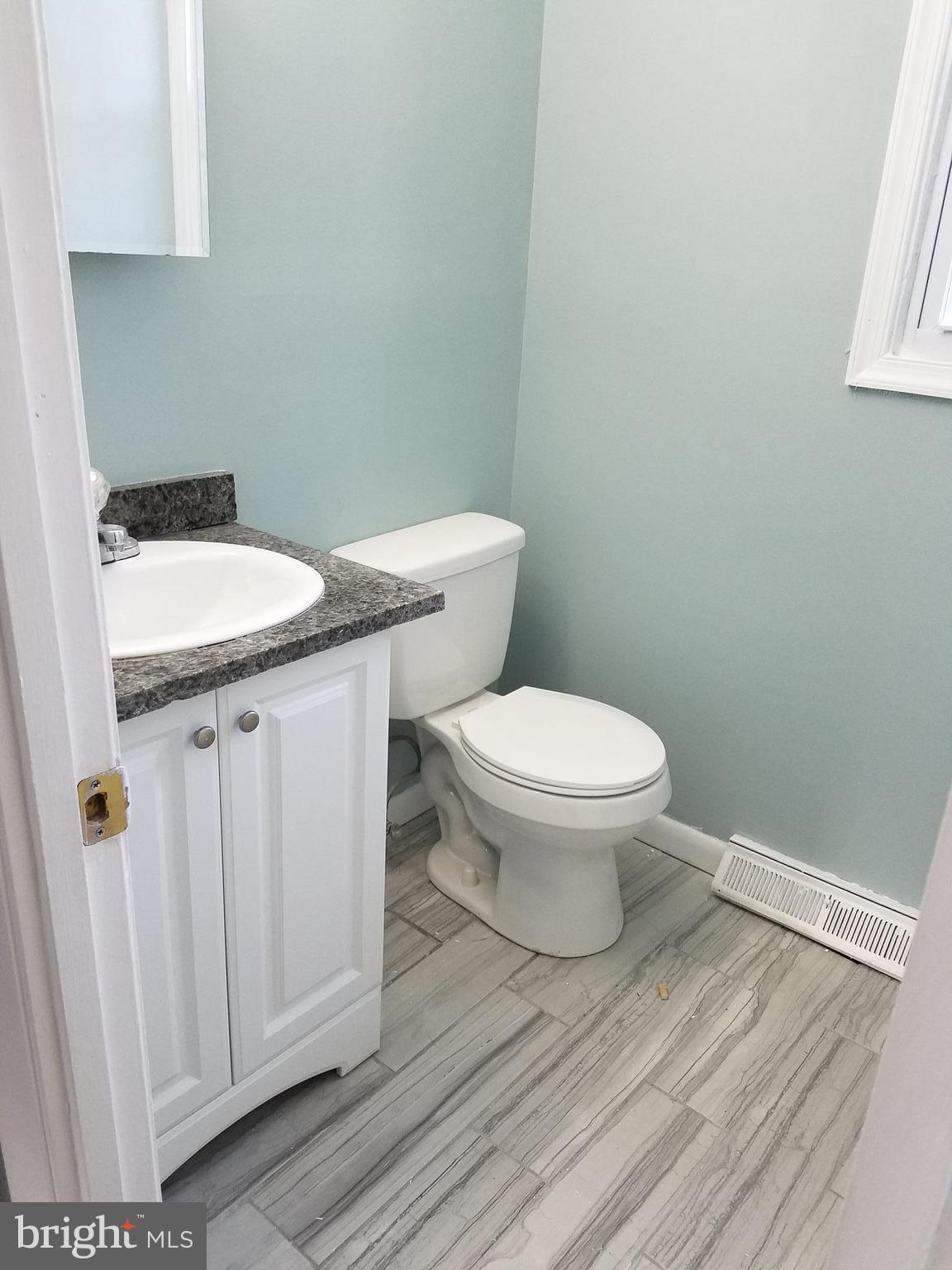 CALVERT TOWNE TOWNHOUSES - Residential Lease