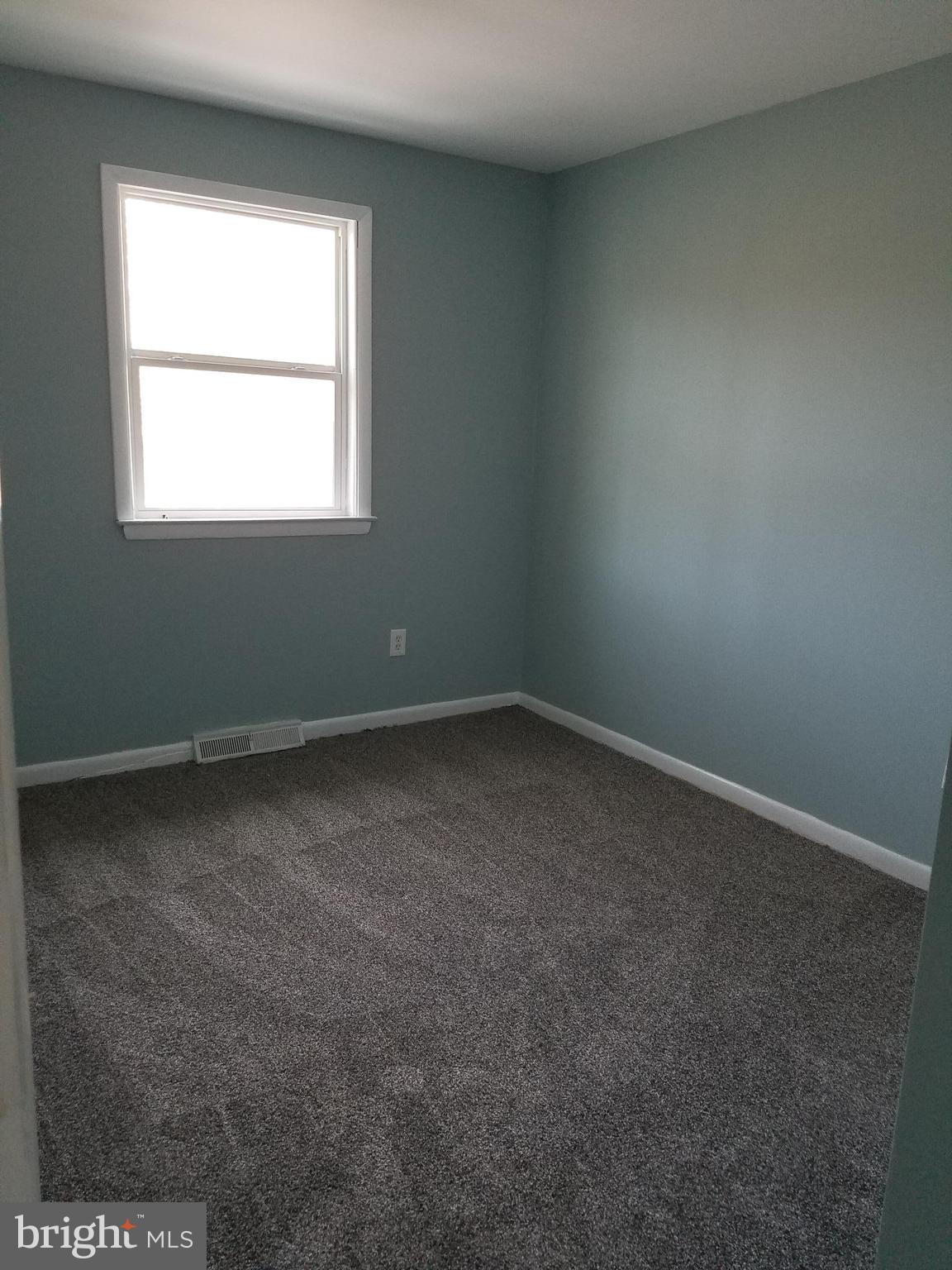 CALVERT TOWNE TOWNHOUSES - Residential Lease