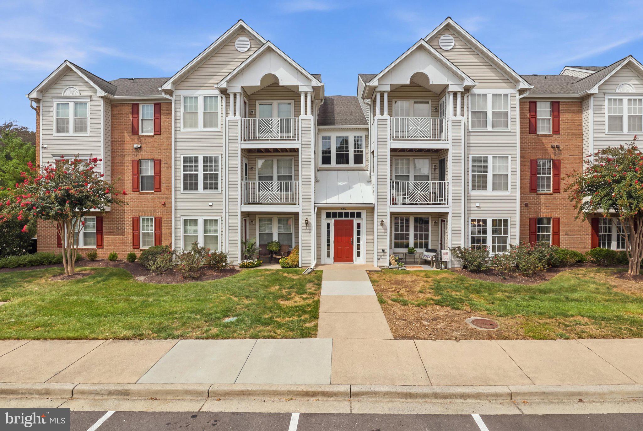 697 WINDING STREAM WAY 104