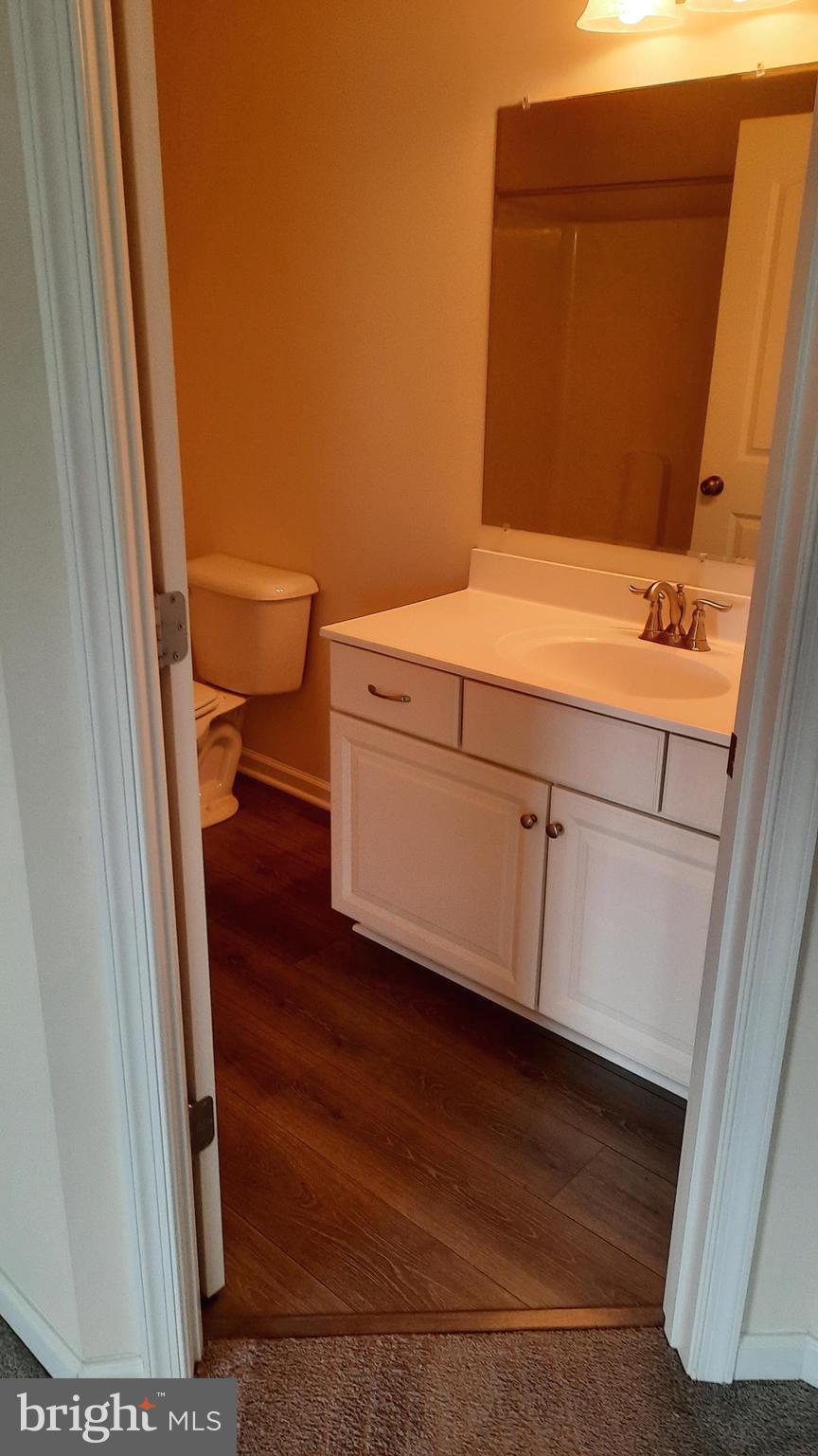 ADMIRALS QUAY - Residential Lease