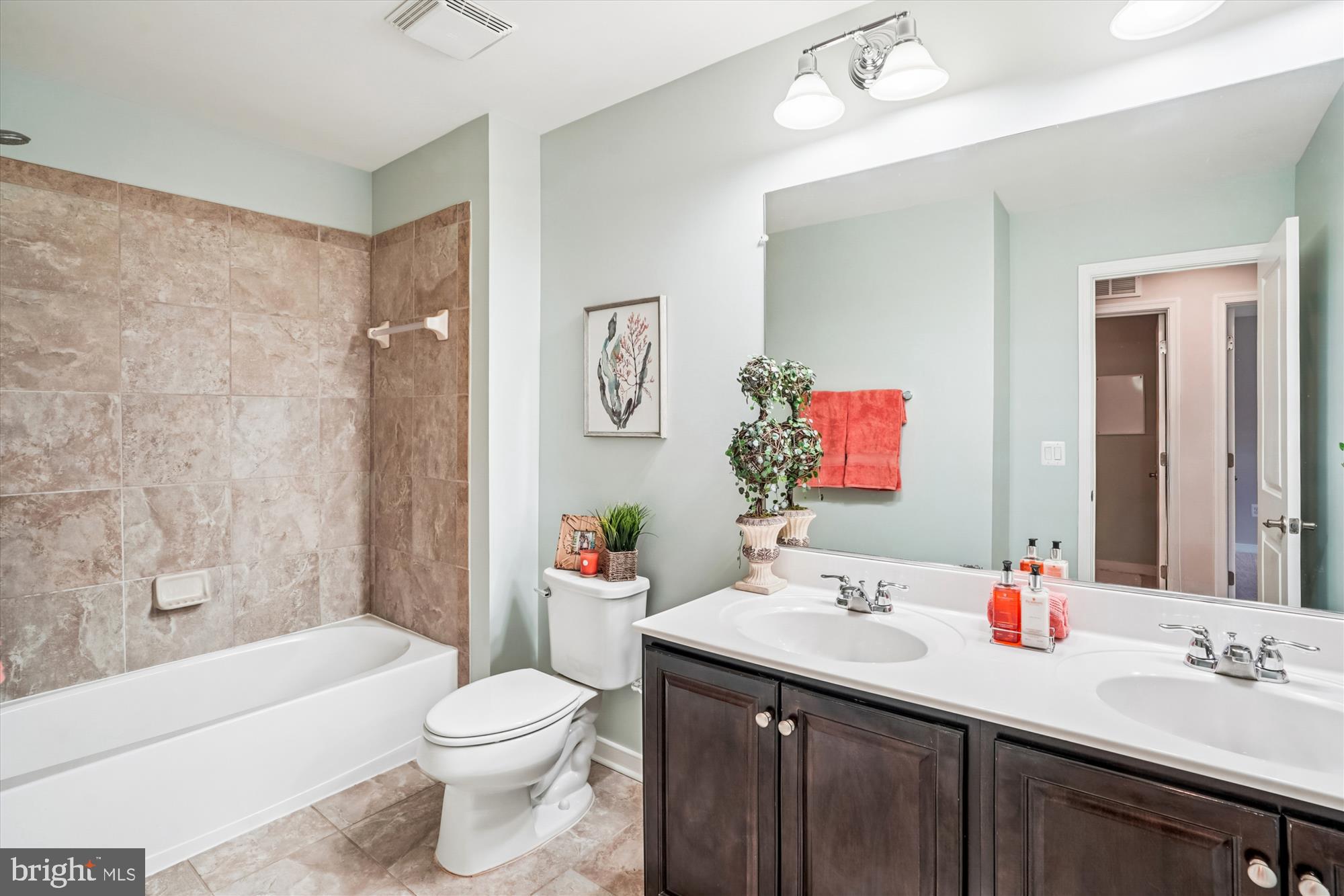 EAST GATE CONDOMINIUMS - Residential