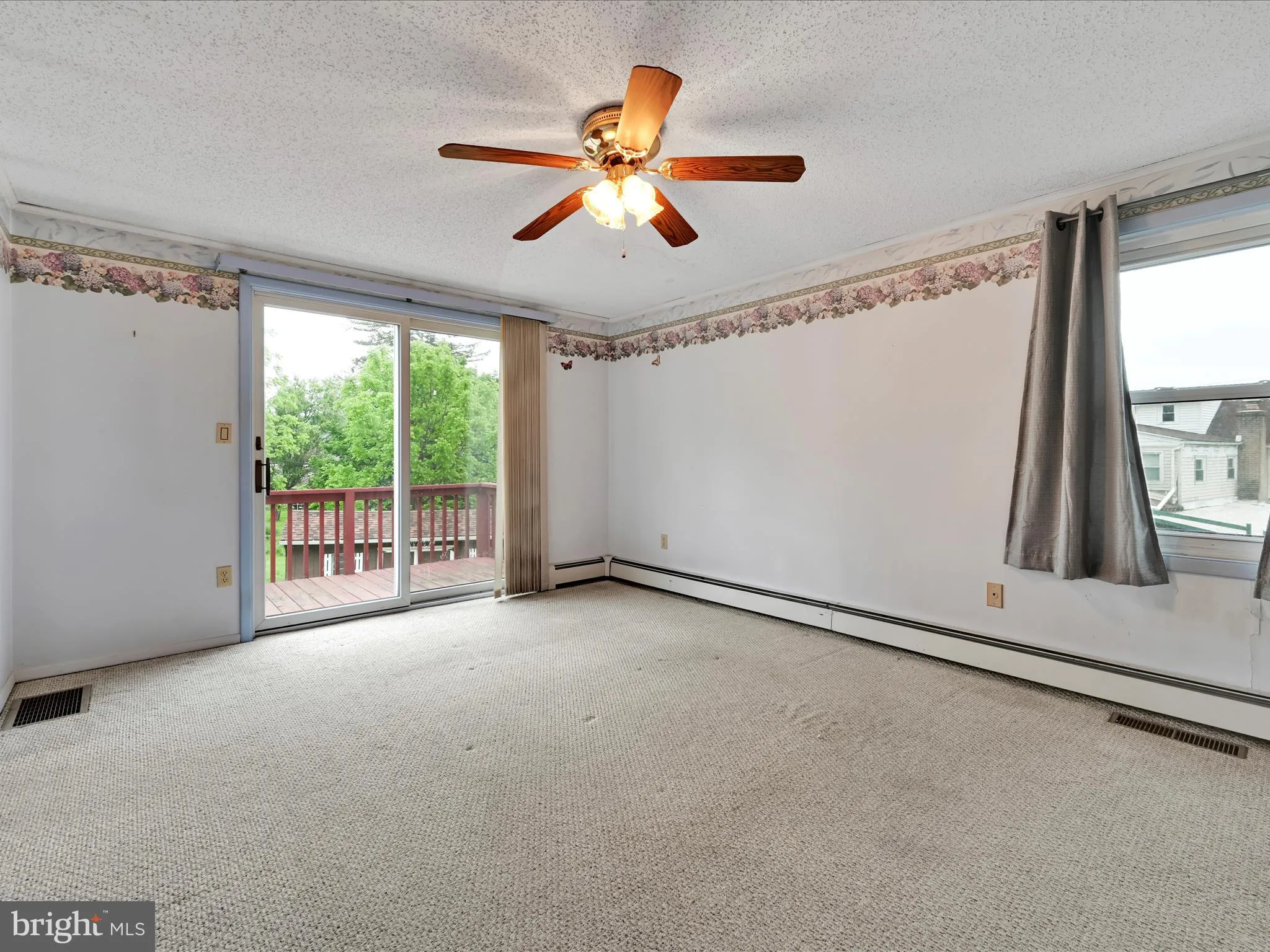 Cressona, Pennsylvania 17929, United States, 3 Bedrooms Bedrooms, ,2 BathroomsBathrooms,Residential,Pending,139166