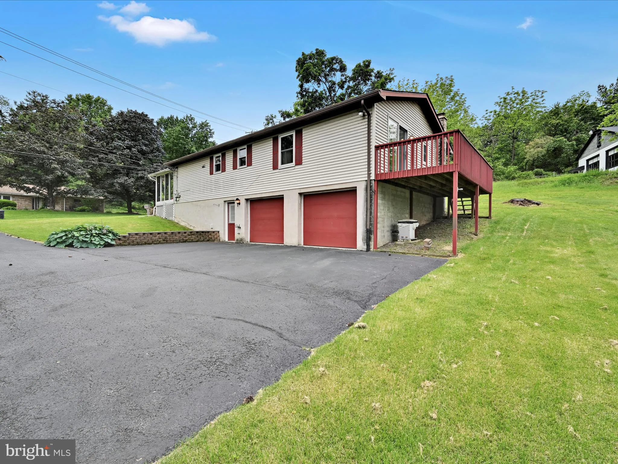 Cressona, Pennsylvania 17929, United States, 3 Bedrooms Bedrooms, ,2 BathroomsBathrooms,Residential,Pending,139166