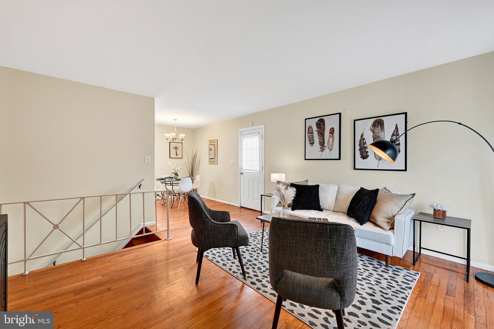 WINDSOR  MILL - Residential