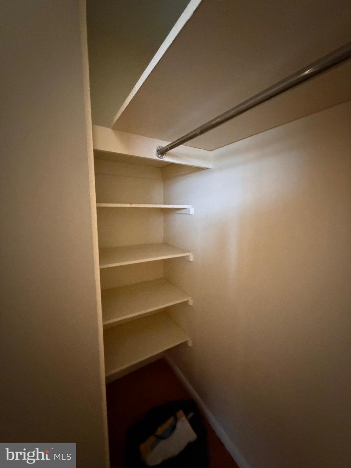 WINDSOR  MILL - Residential