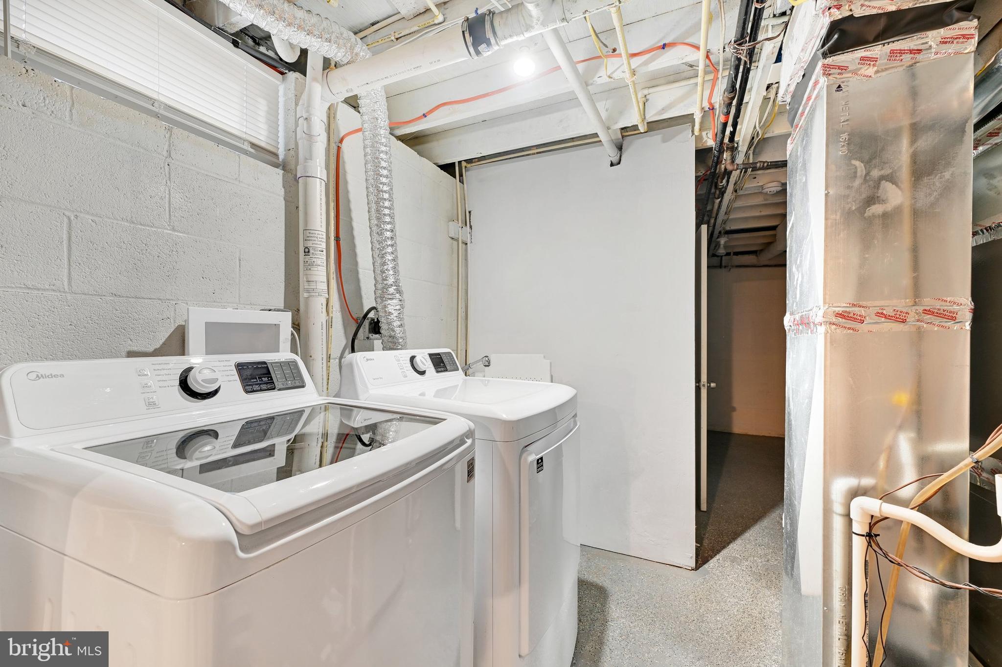 WINDSOR  MILL - Residential