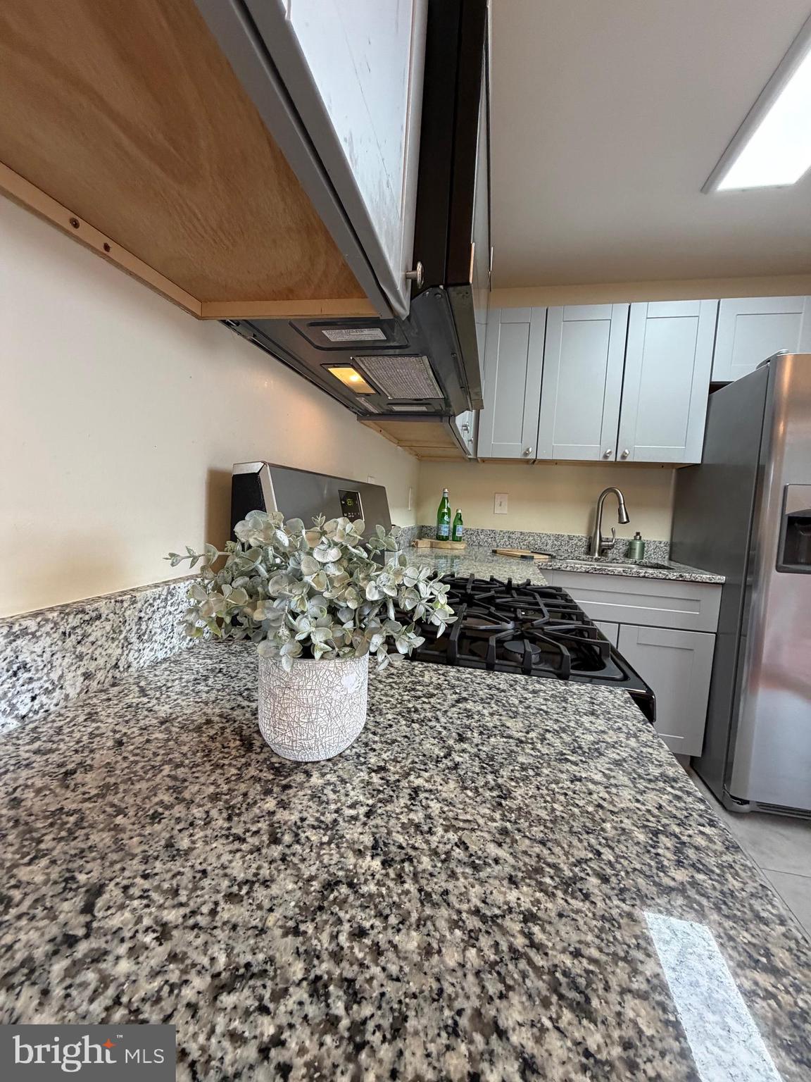 WINDSOR  MILL - Residential