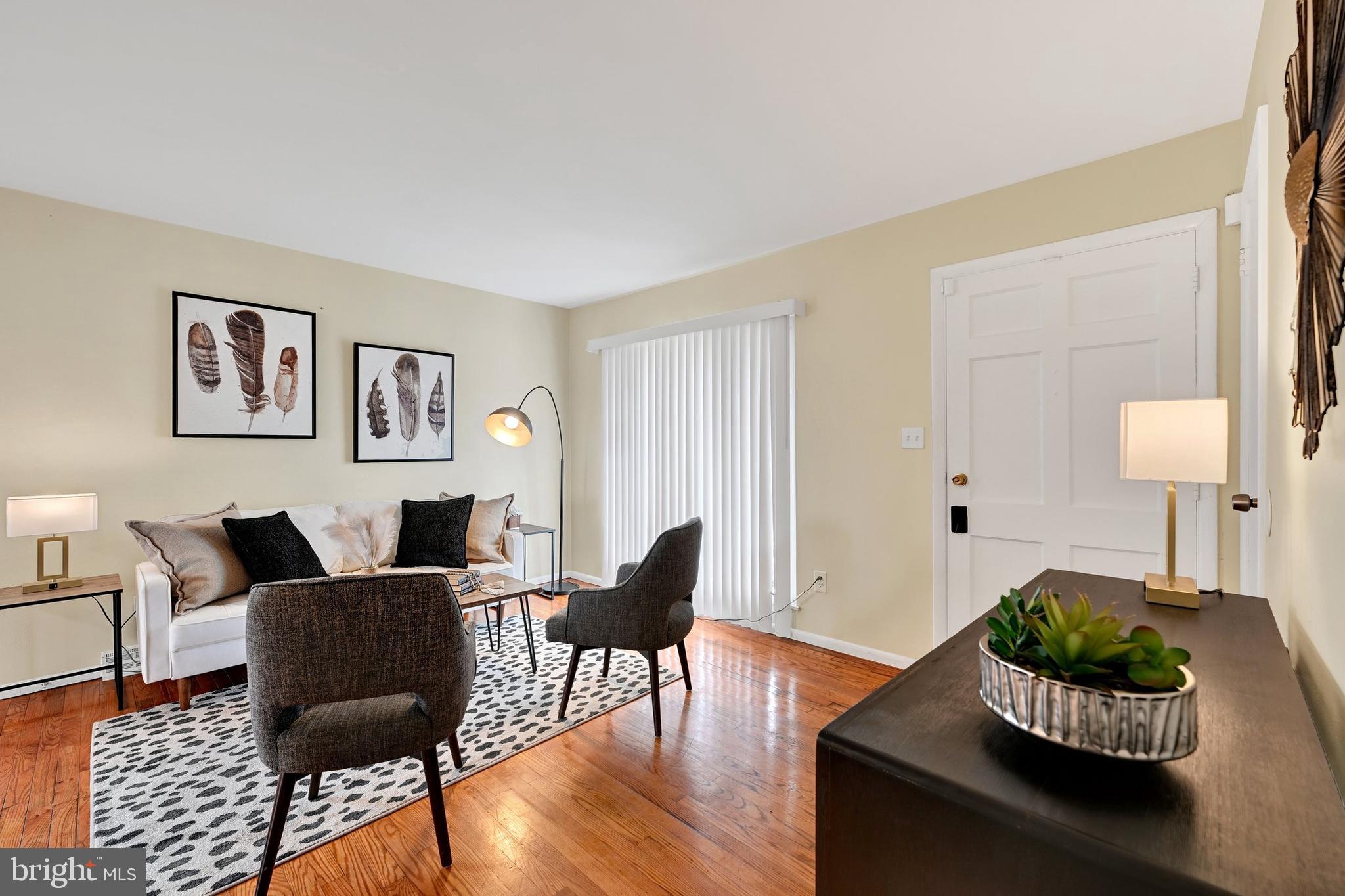 WINDSOR  MILL - Residential