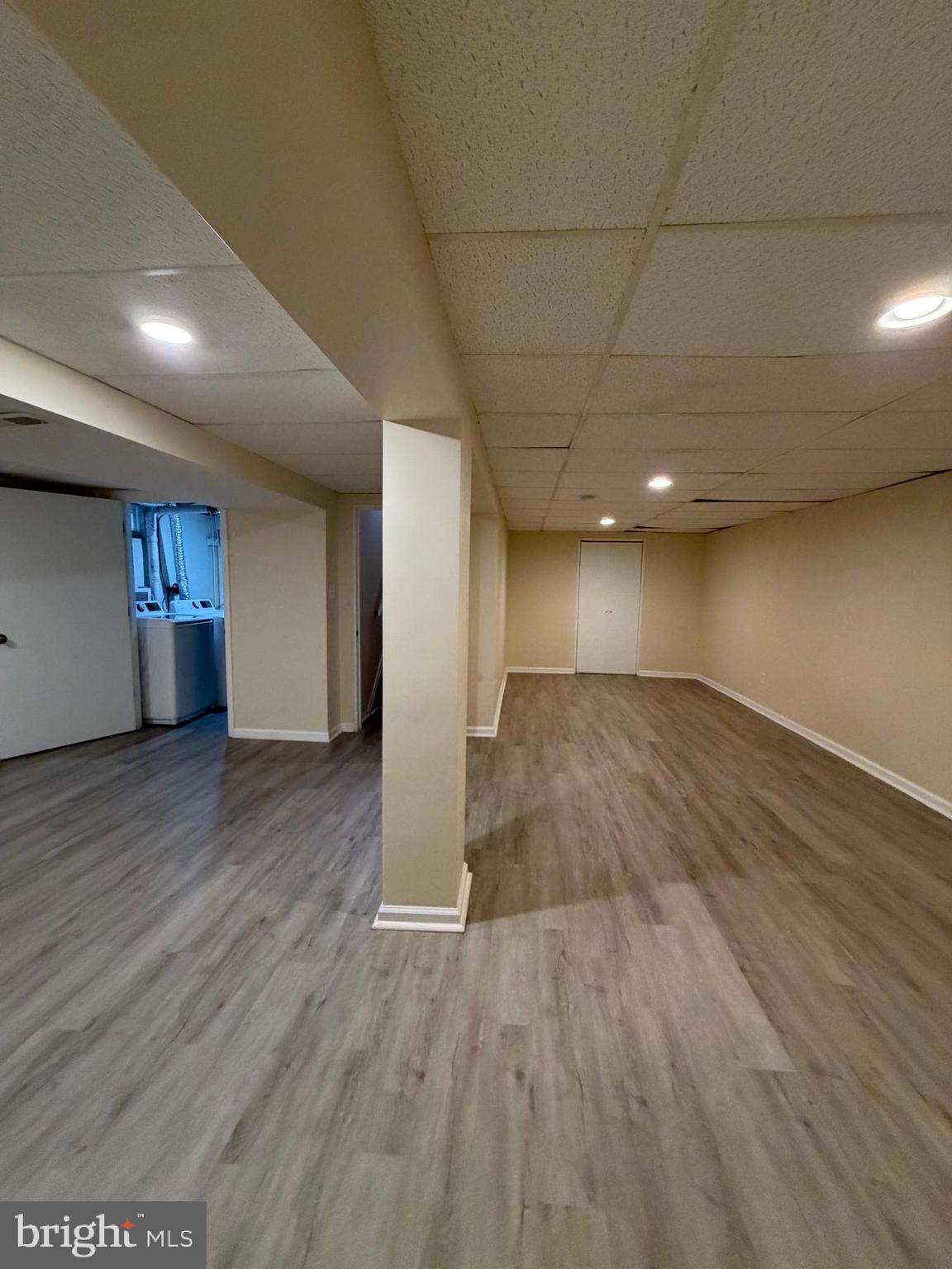 WINDSOR  MILL - Residential