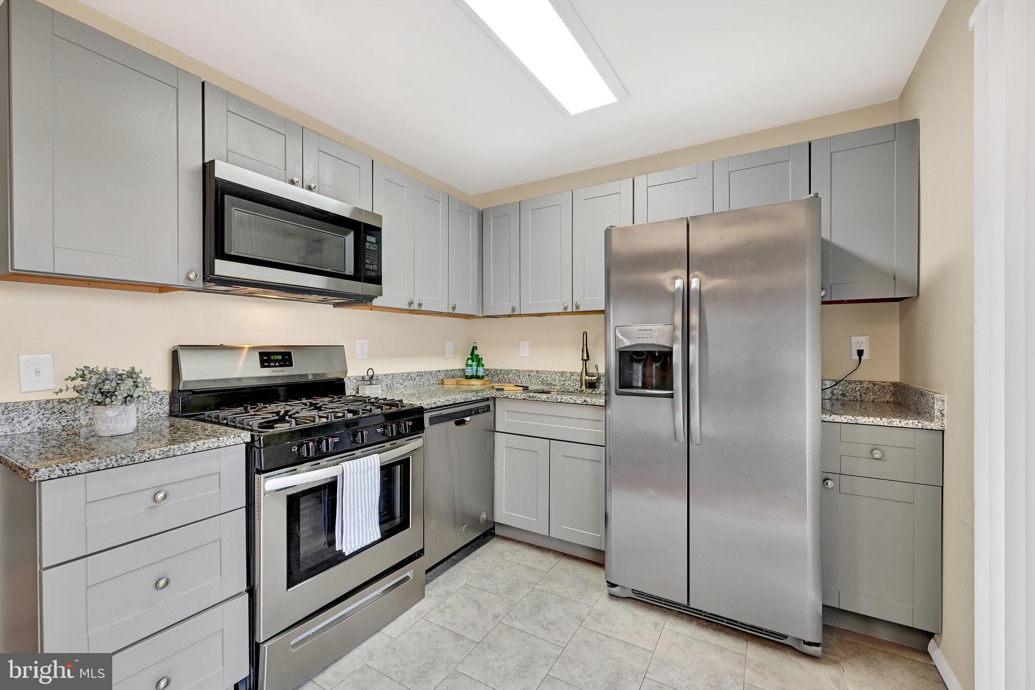 WINDSOR  MILL - Residential