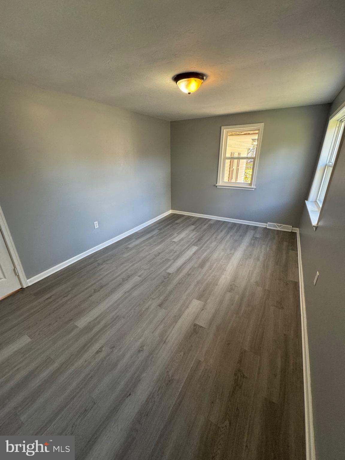 WINDSOR TWP - Residential