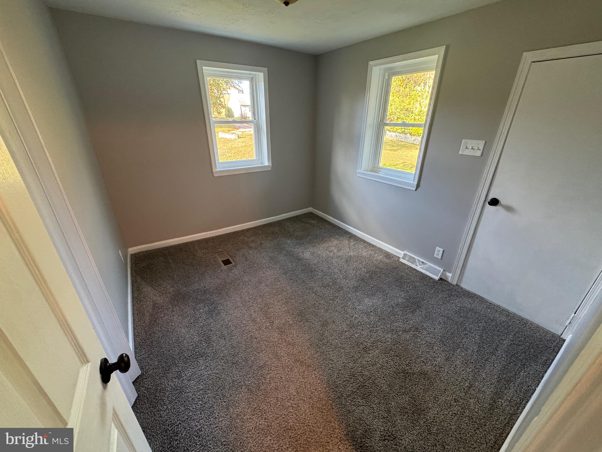 WINDSOR TWP - Residential