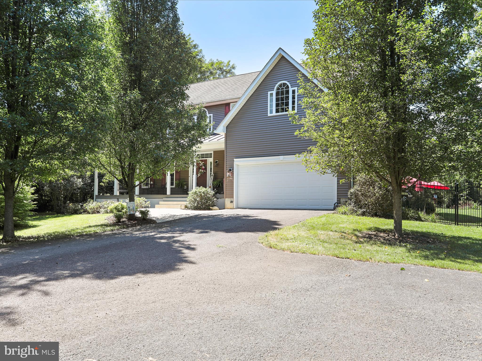 SPRING MEADOWS - Residential