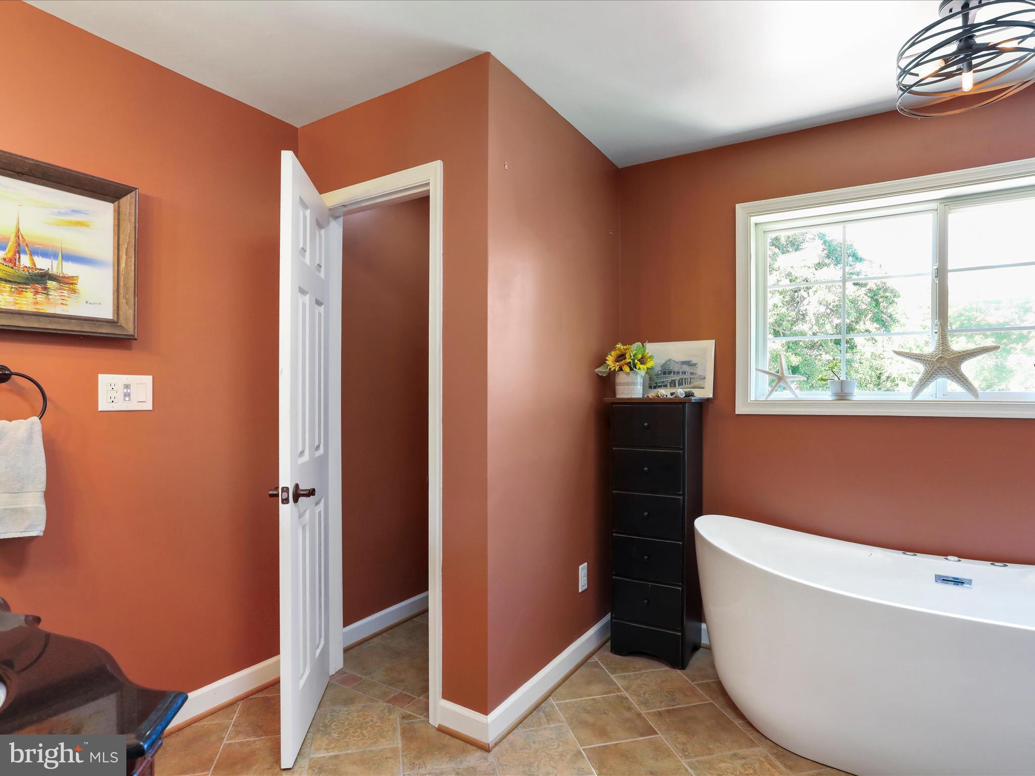 SPRING MEADOWS - Residential