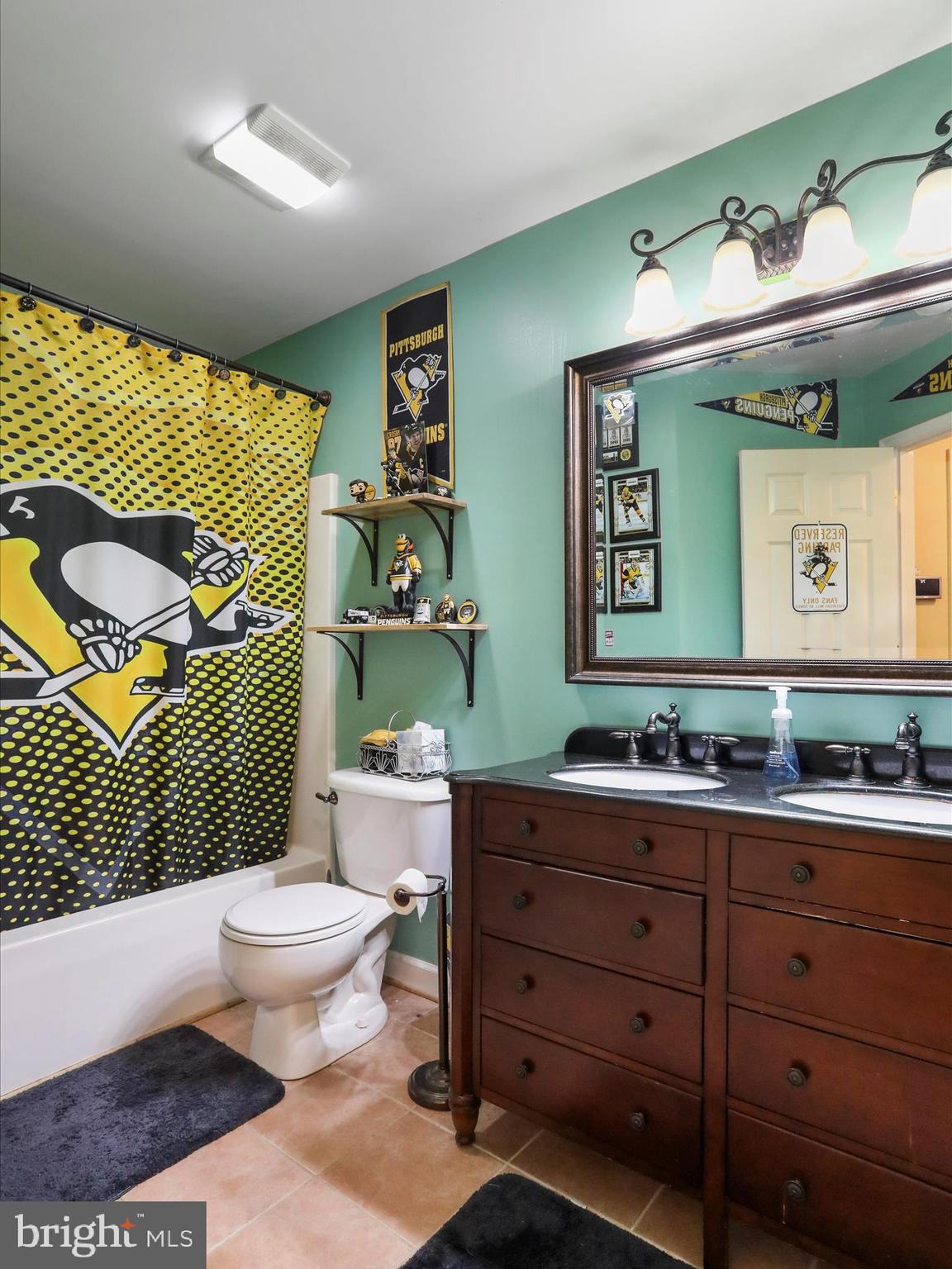 SPRING MEADOWS - Residential