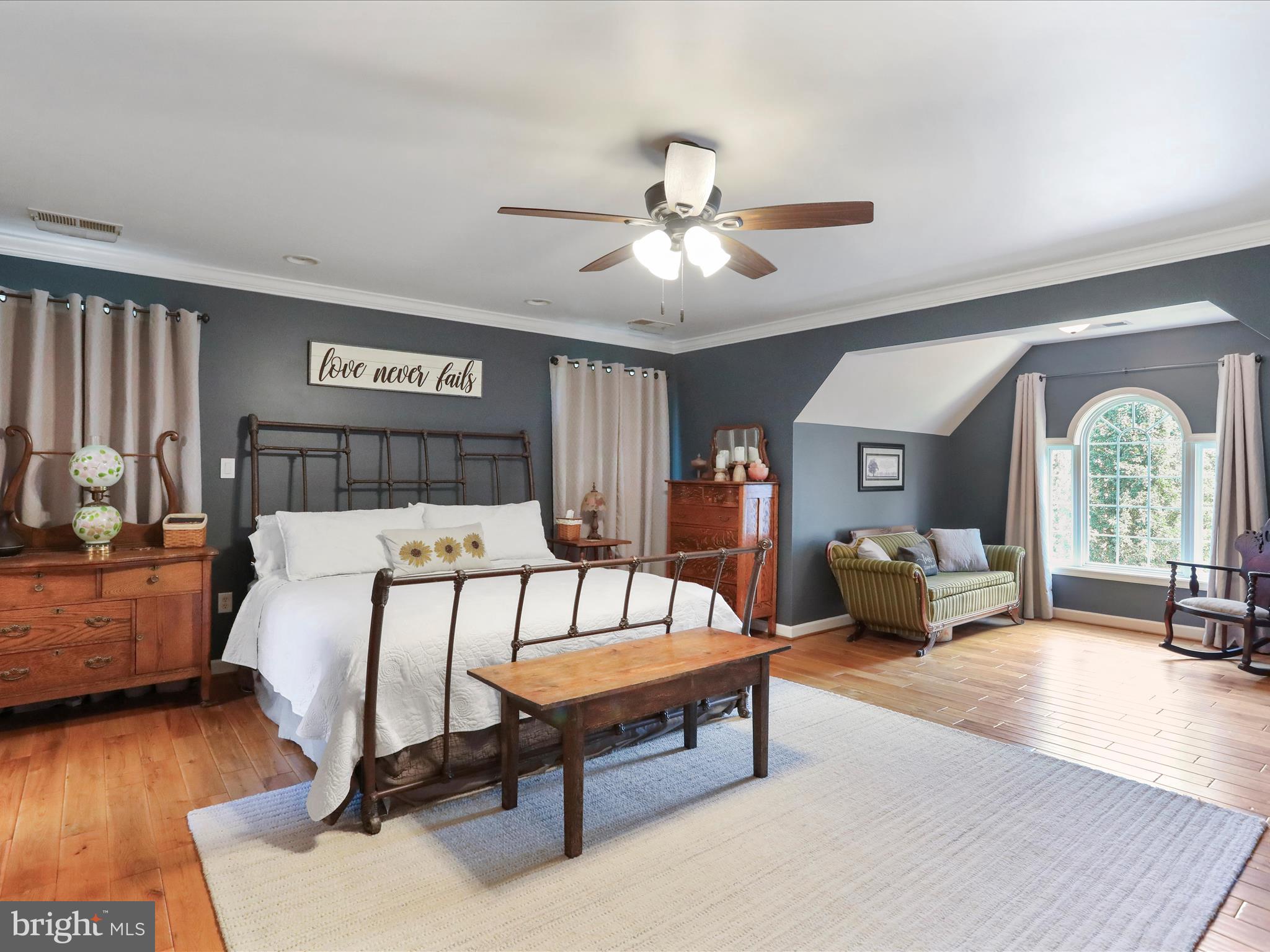 SPRING MEADOWS - Residential