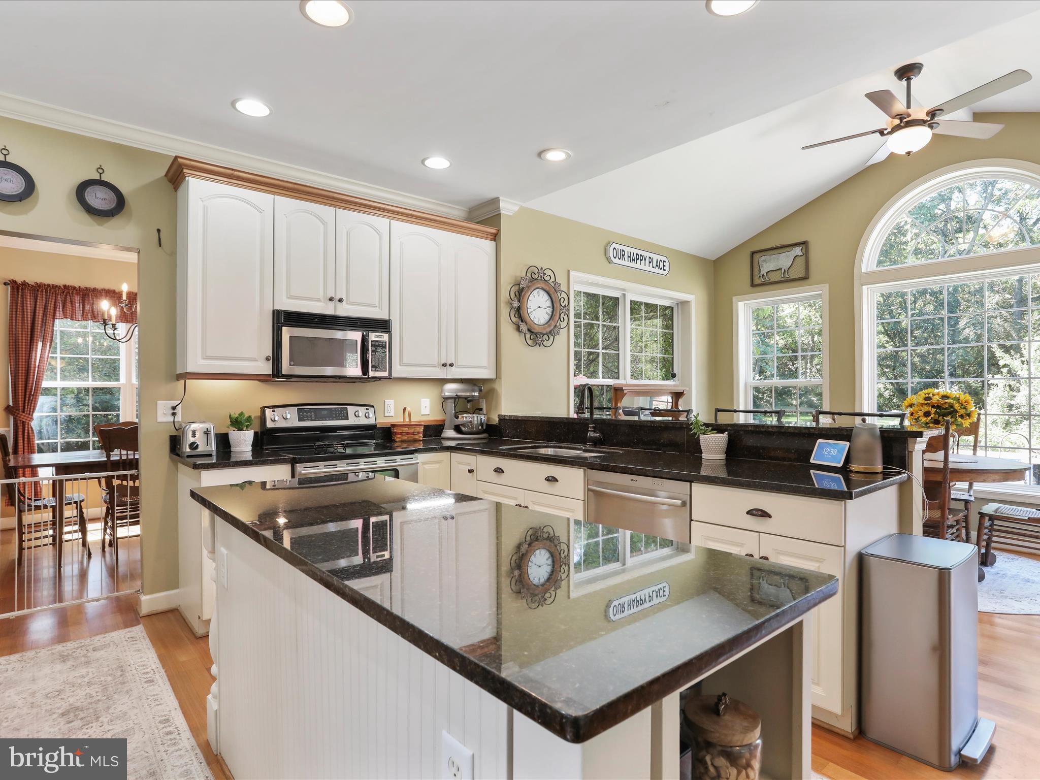 SPRING MEADOWS - Residential