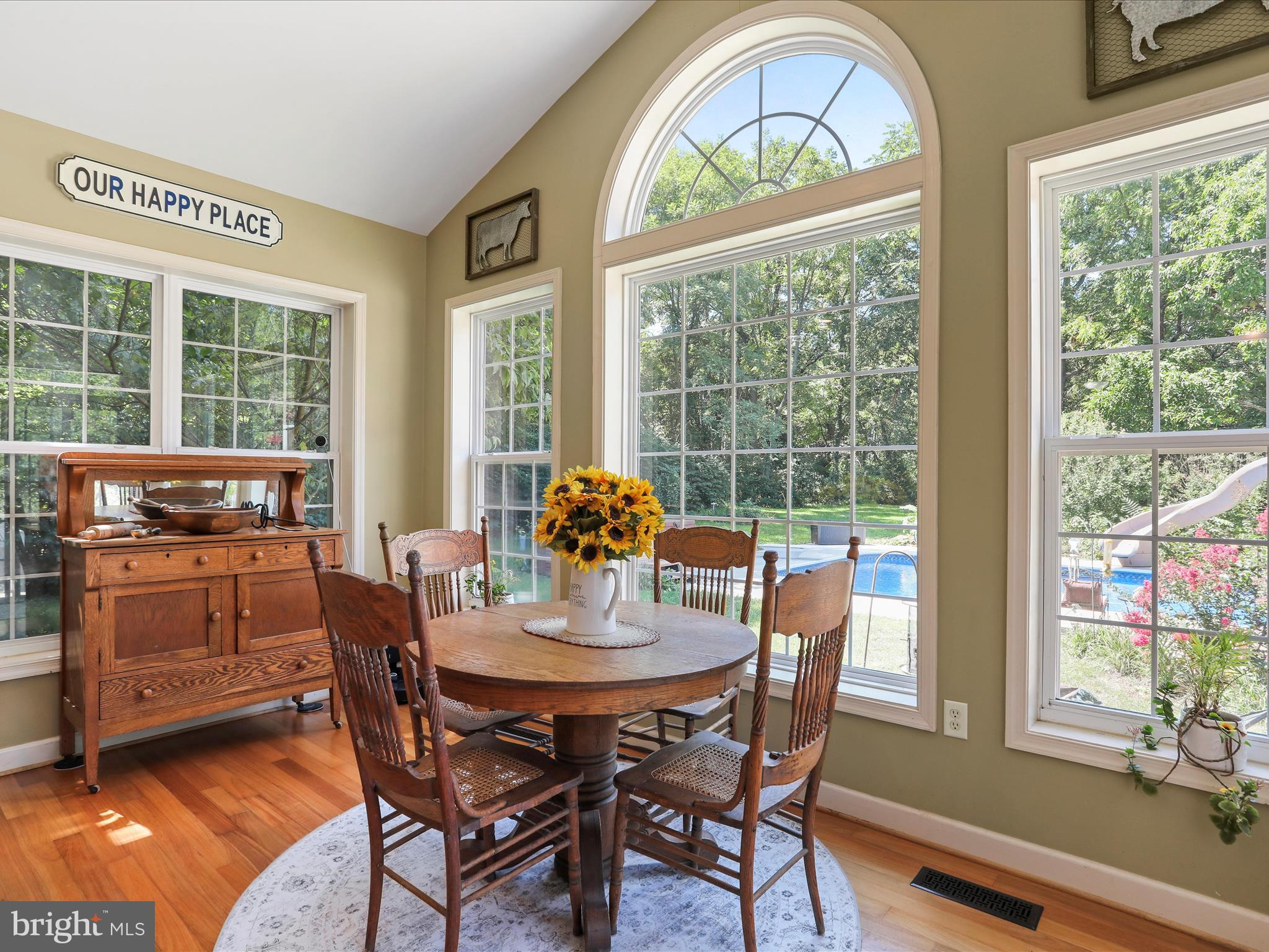 SPRING MEADOWS - Residential