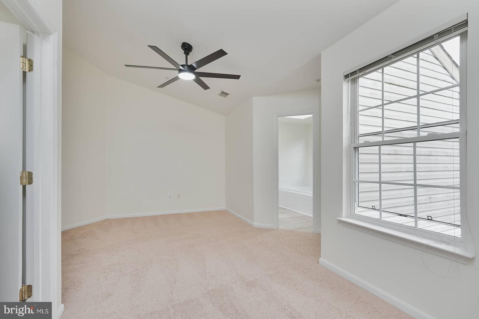 CARRIAGE PINES/LAKE VILL - Residential