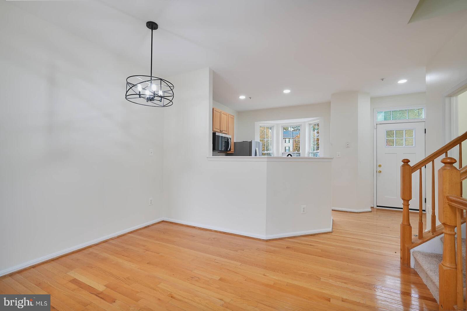 CARRIAGE PINES/LAKE VILL - Residential