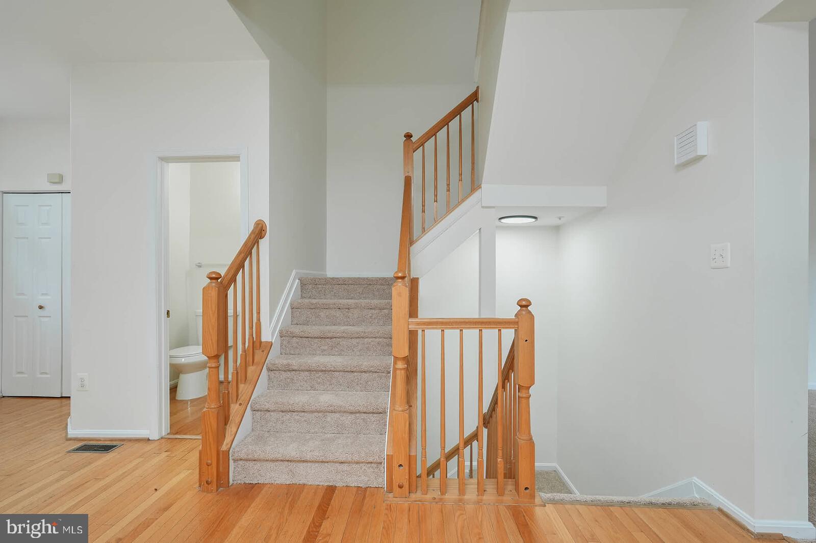 CARRIAGE PINES/LAKE VILL - Residential