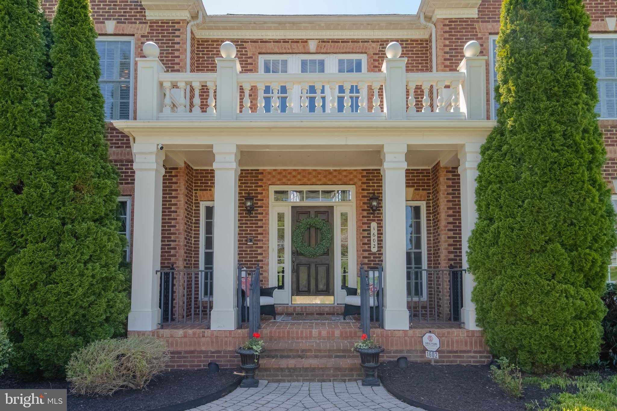 WILLOW CHASE - Residential