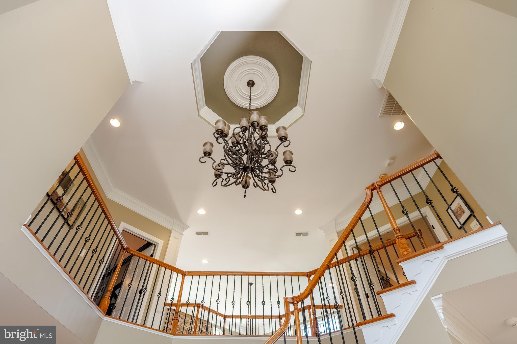 WILLOW CHASE - Residential