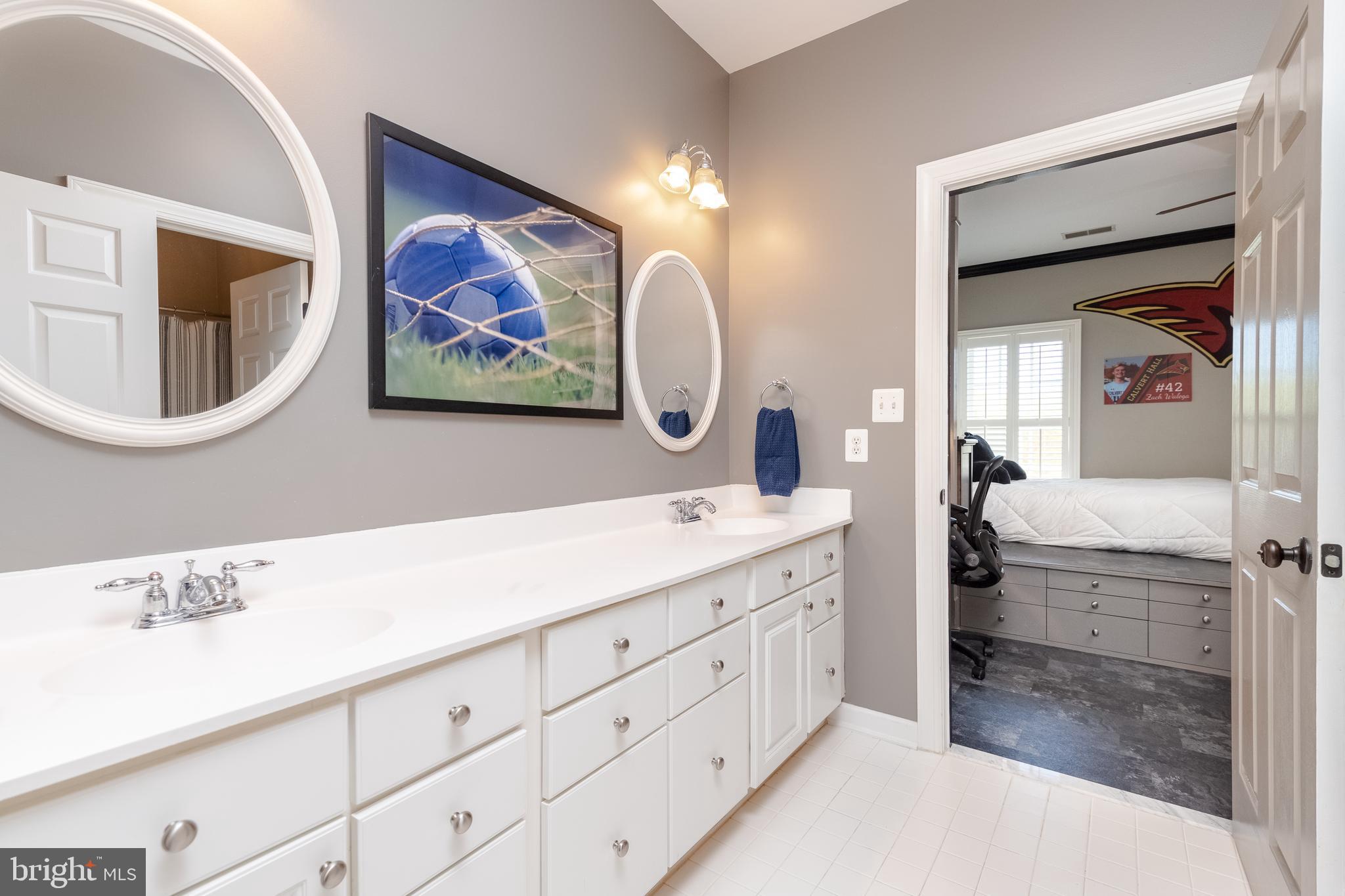 WILLOW CHASE - Residential