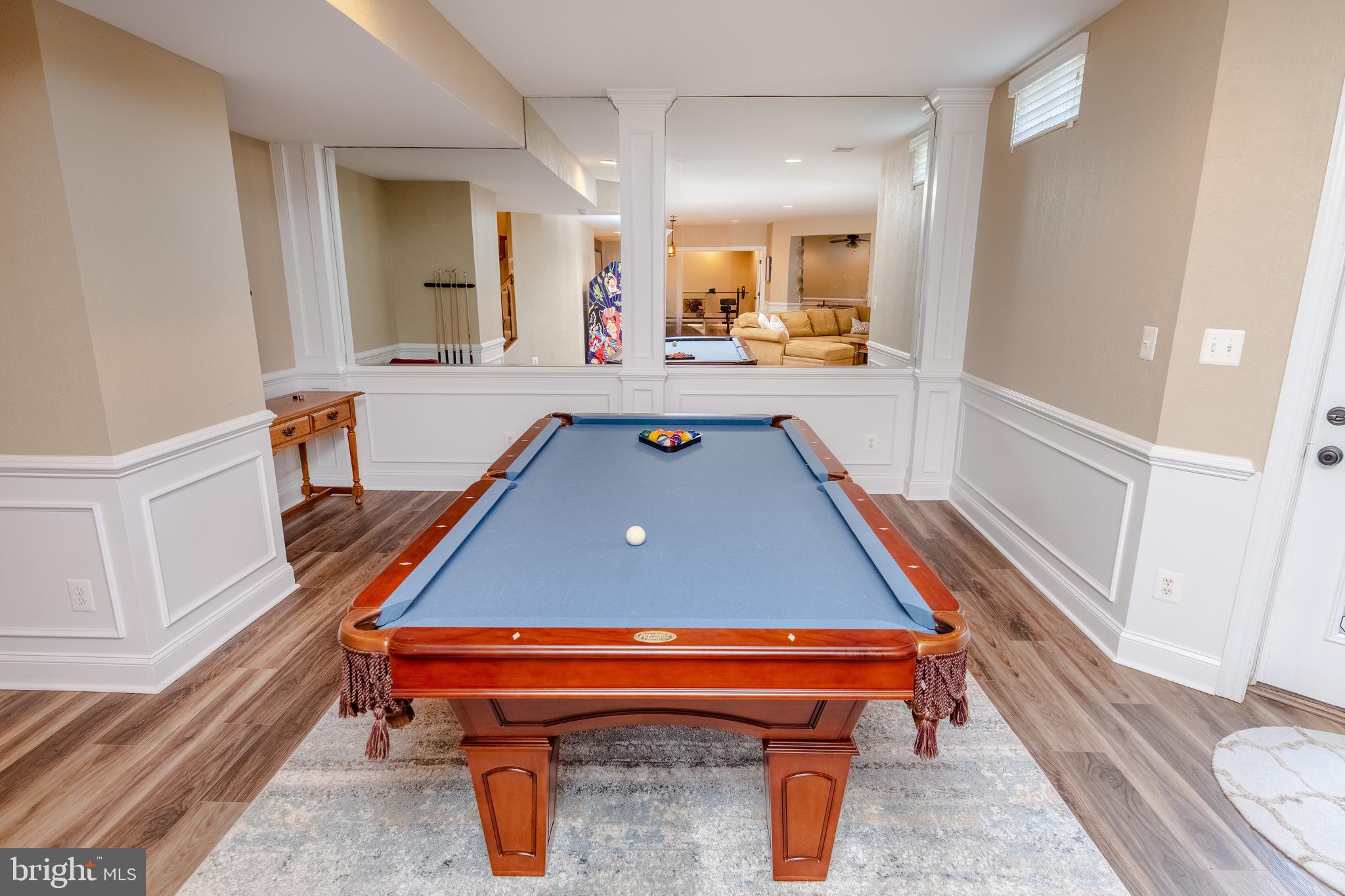 WILLOW CHASE - Residential