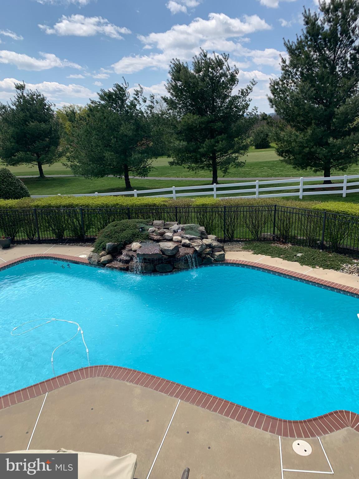 GLENBROOK - Residential