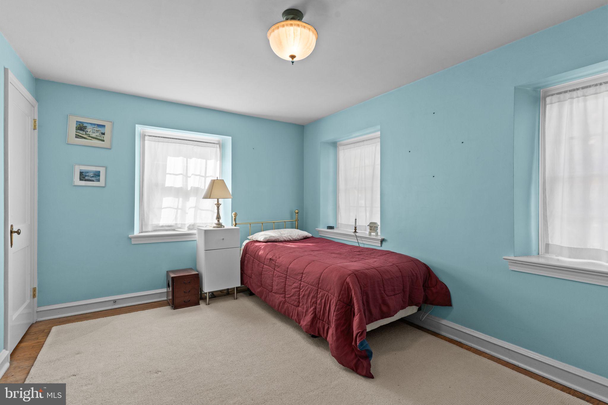 JENKINTOWN - Residential