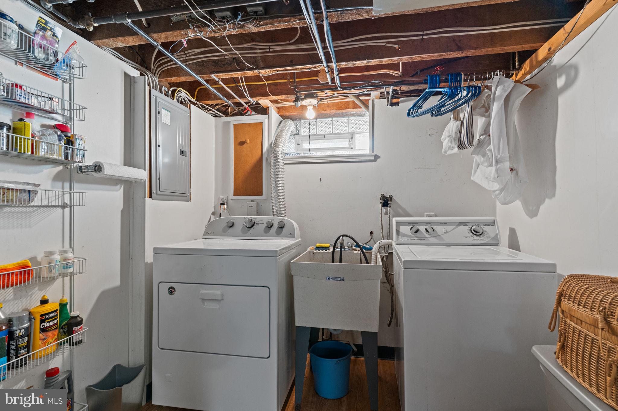 JENKINTOWN - Residential