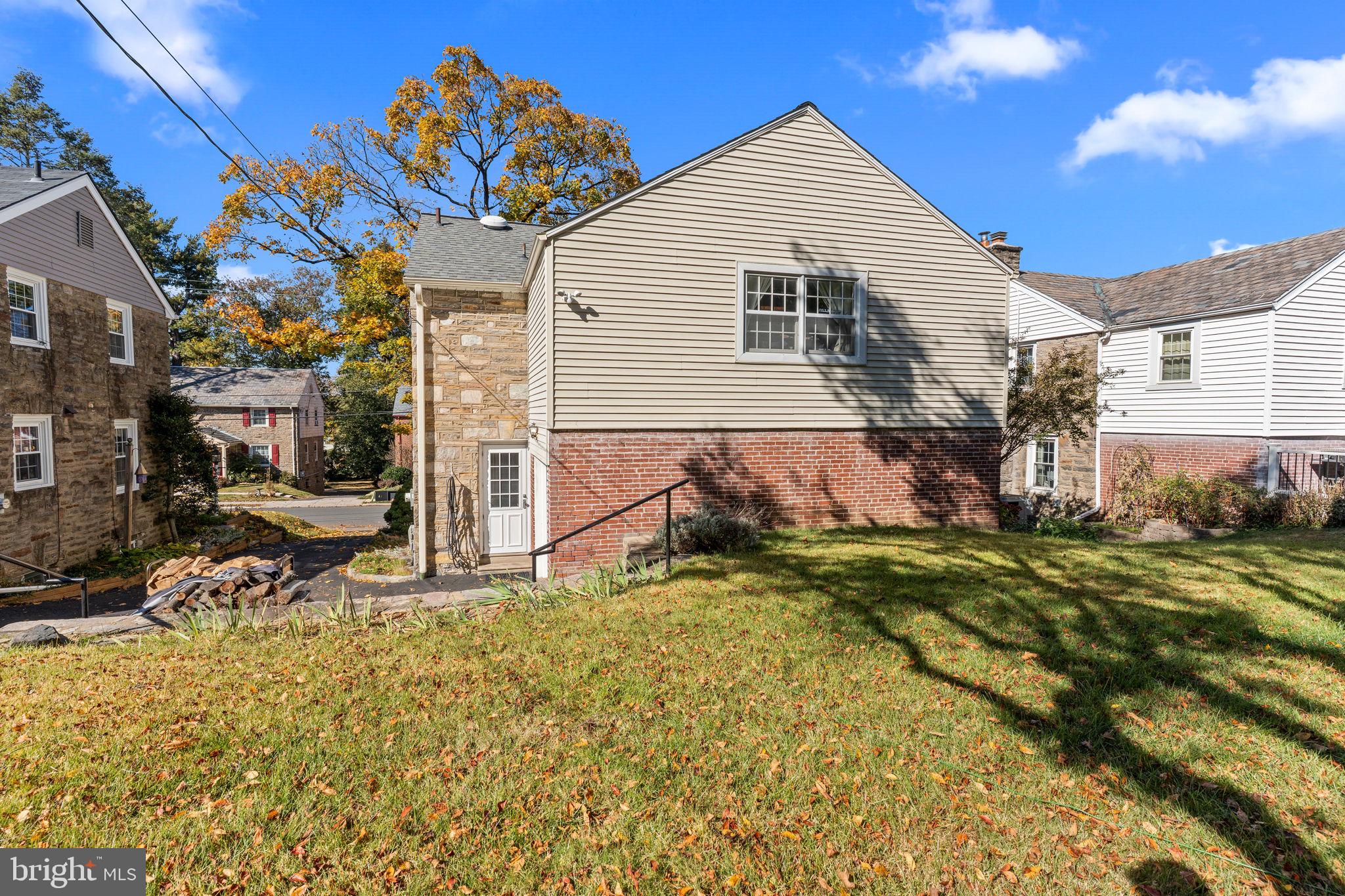 JENKINTOWN - Residential