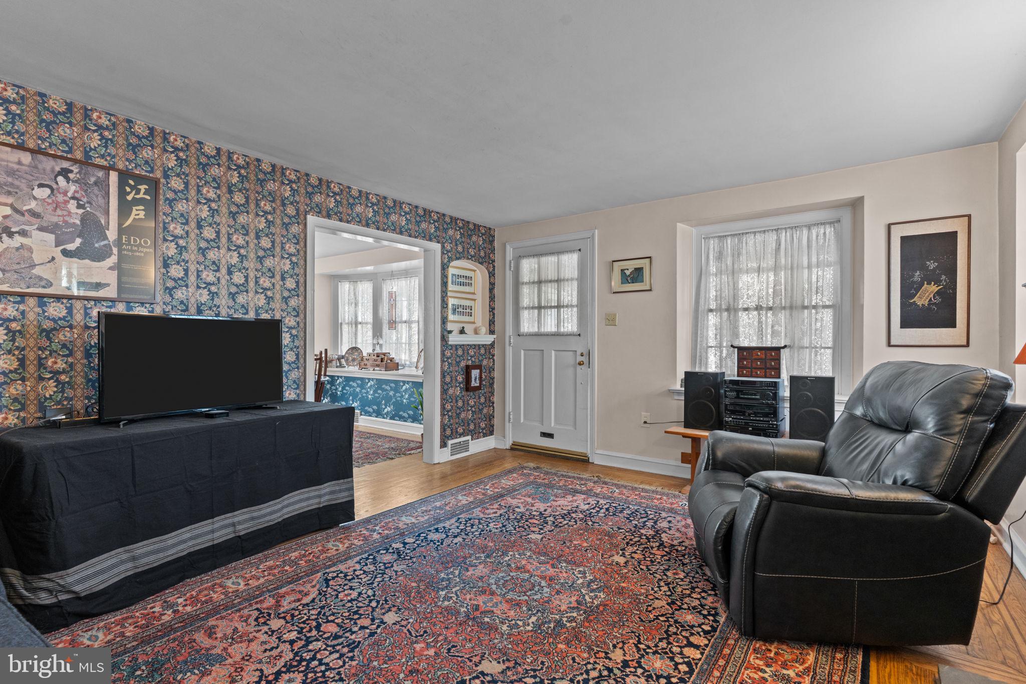 JENKINTOWN - Residential