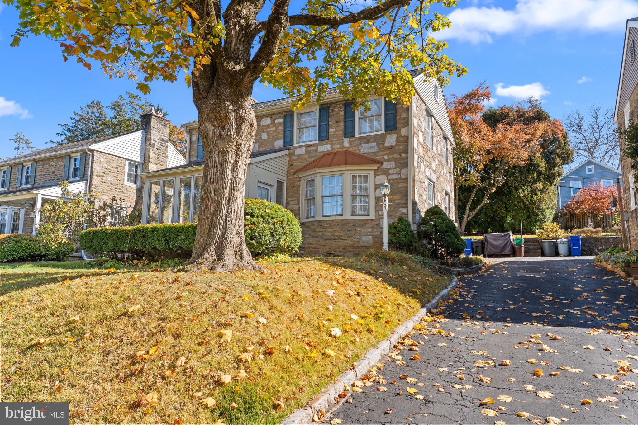 JENKINTOWN - Residential
